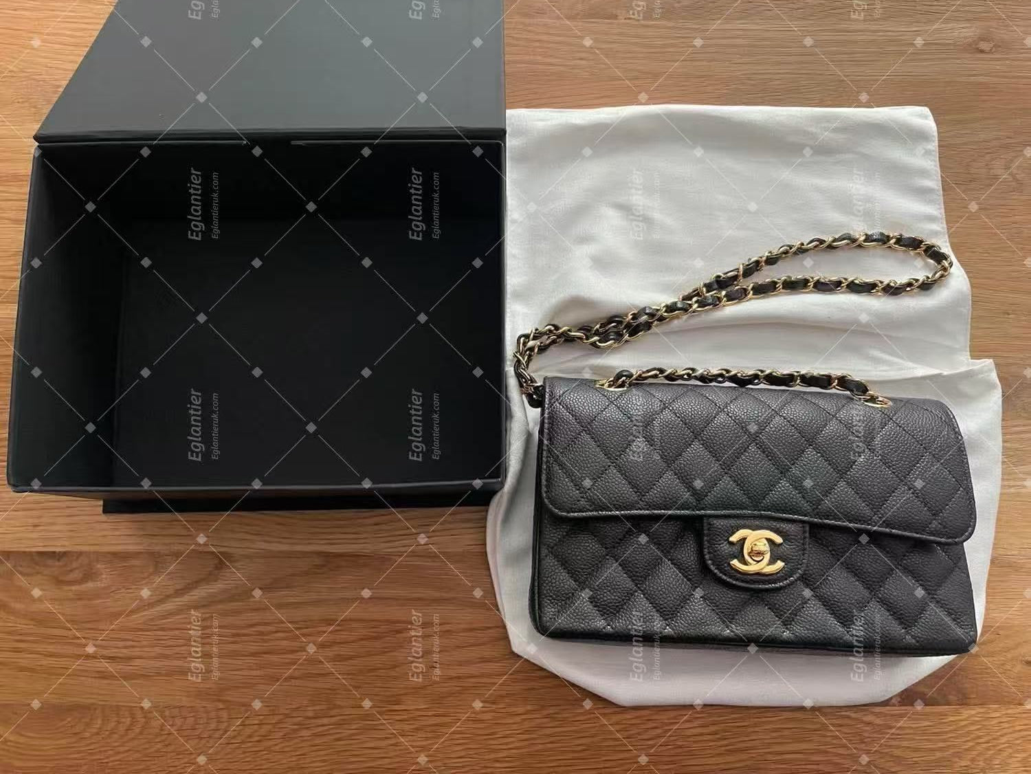Chanel Classic Double Flap Bag | Small | Caviar Leather | Pre-Owned