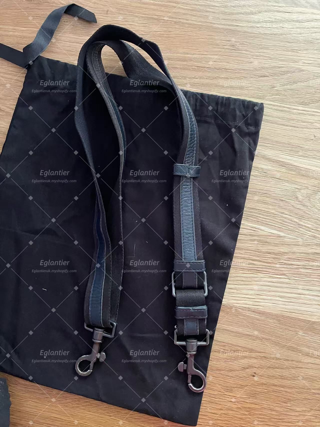 Bottega Veneta Black Woven Leather Crossbody Messenger Bag Unisex Adjustable Shoulder Bag