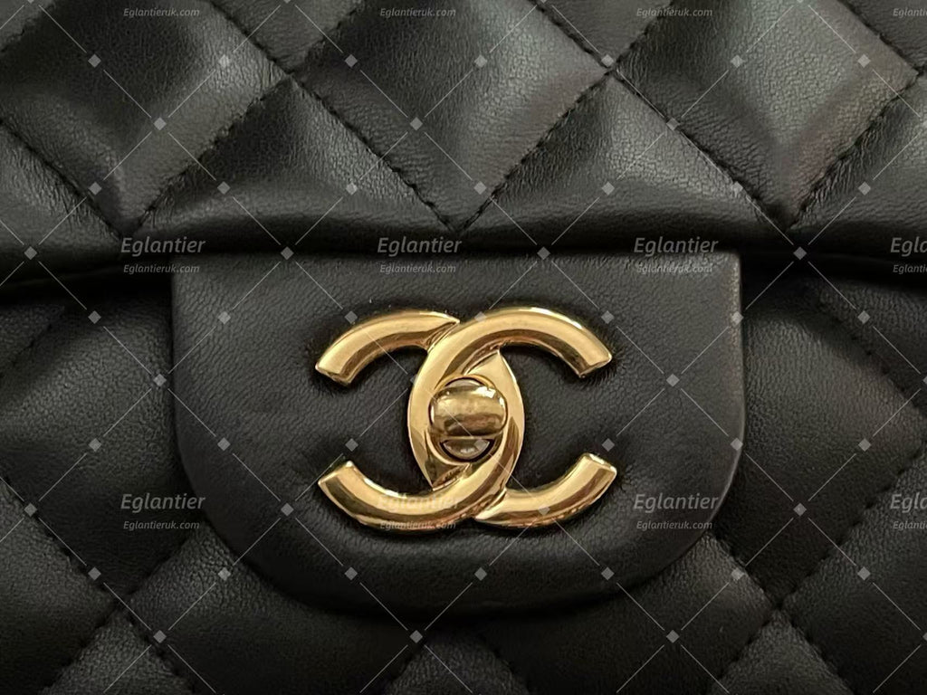 Chanel Classic Single Flap bag gold hardware lambskin jumbo