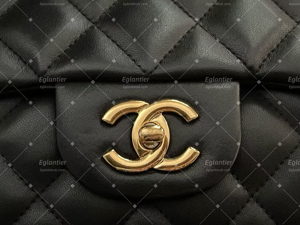 Chanel Classic Single Flap bag gold hardware lambskin jumbo