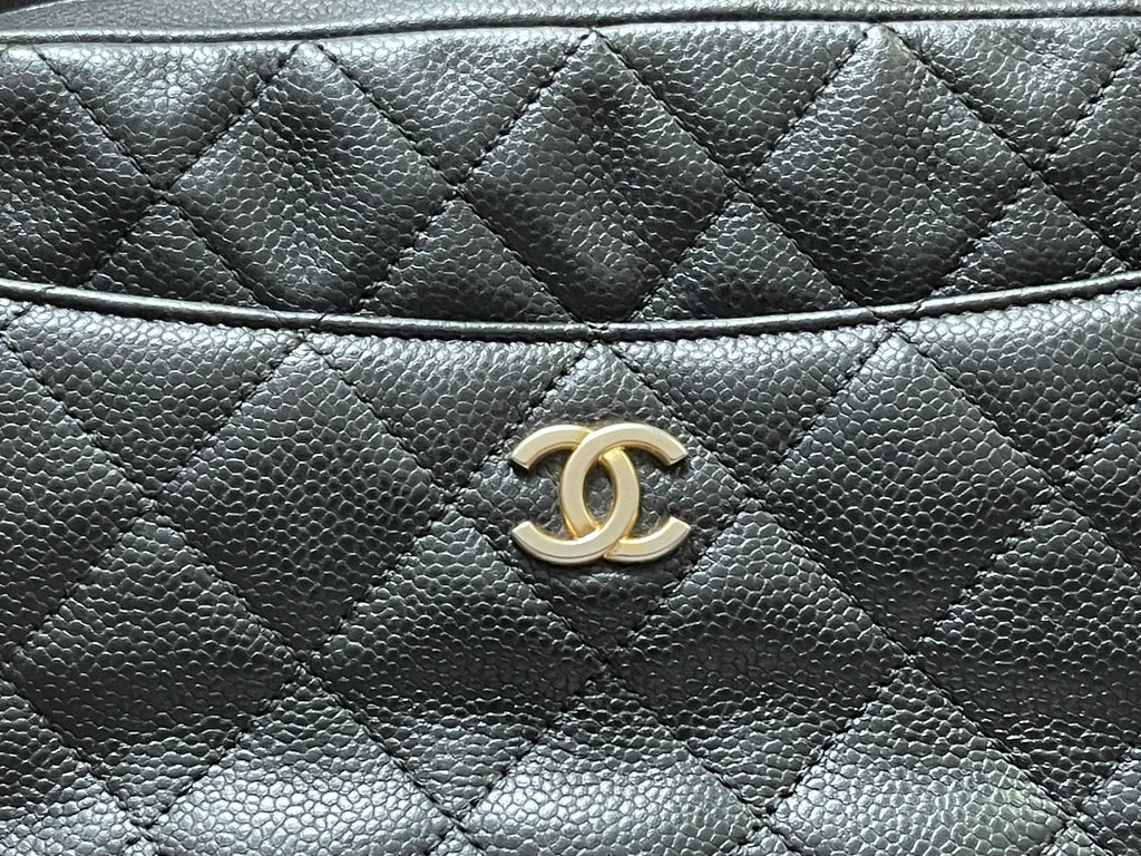 chanel bag gold hardware caviar