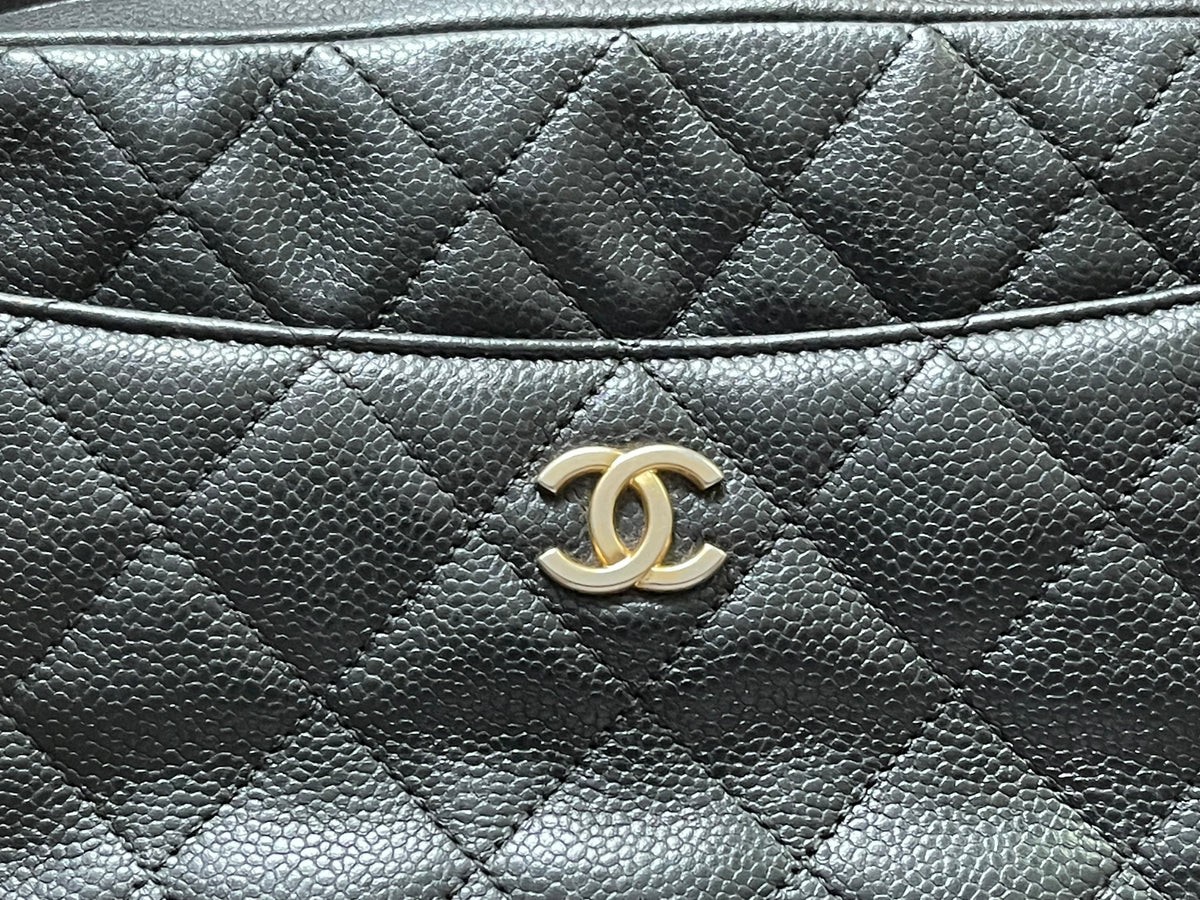 chanel bag gold hardware caviar