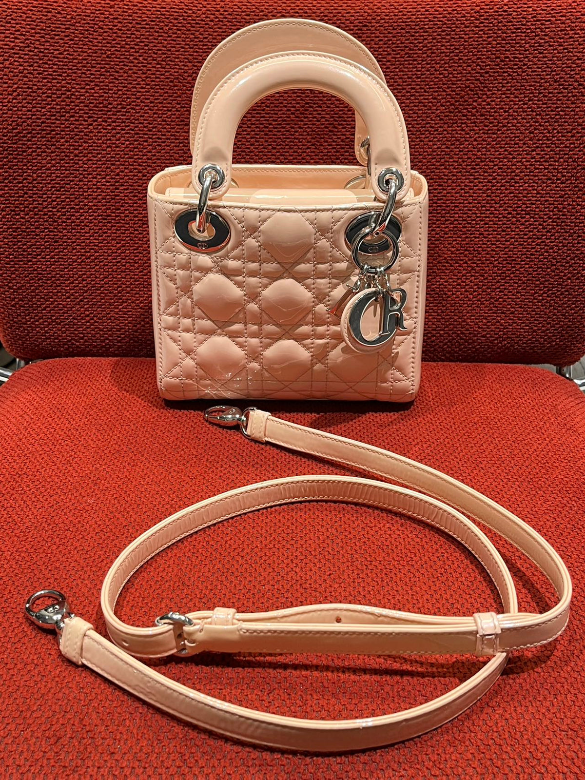 Lady dior mini pink patent leather