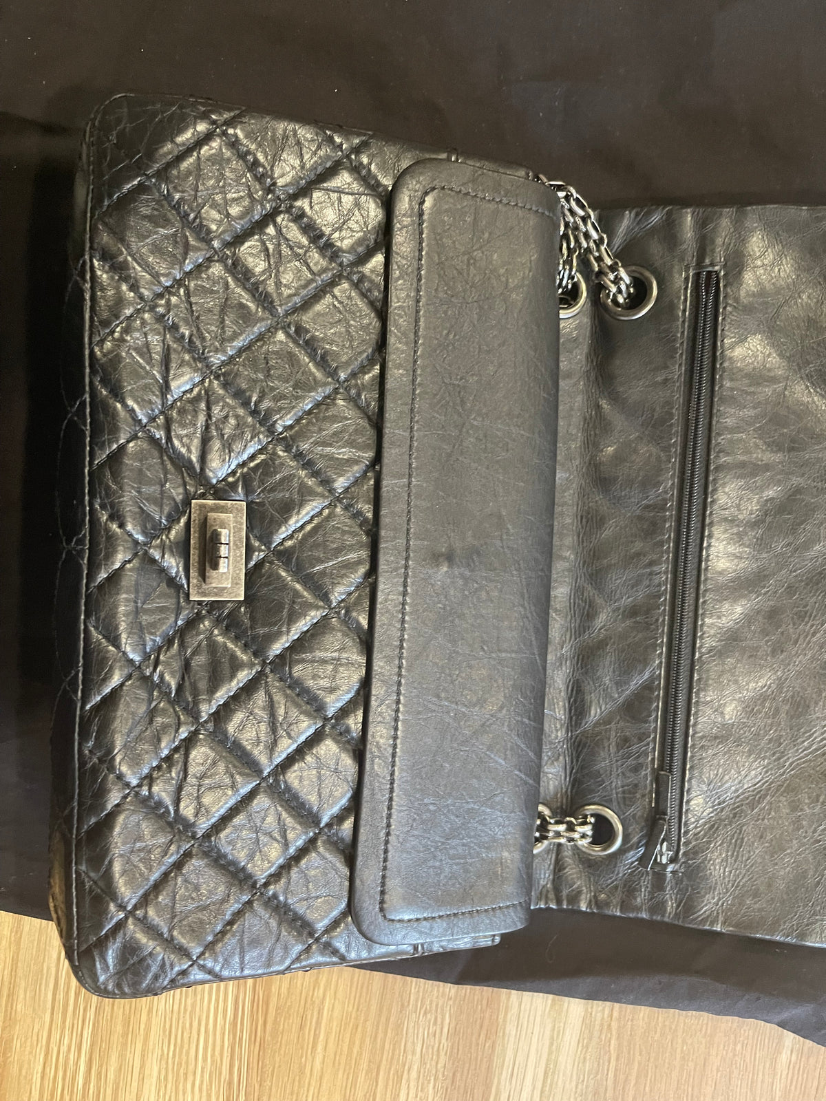 chanel black flap bag silver hardware