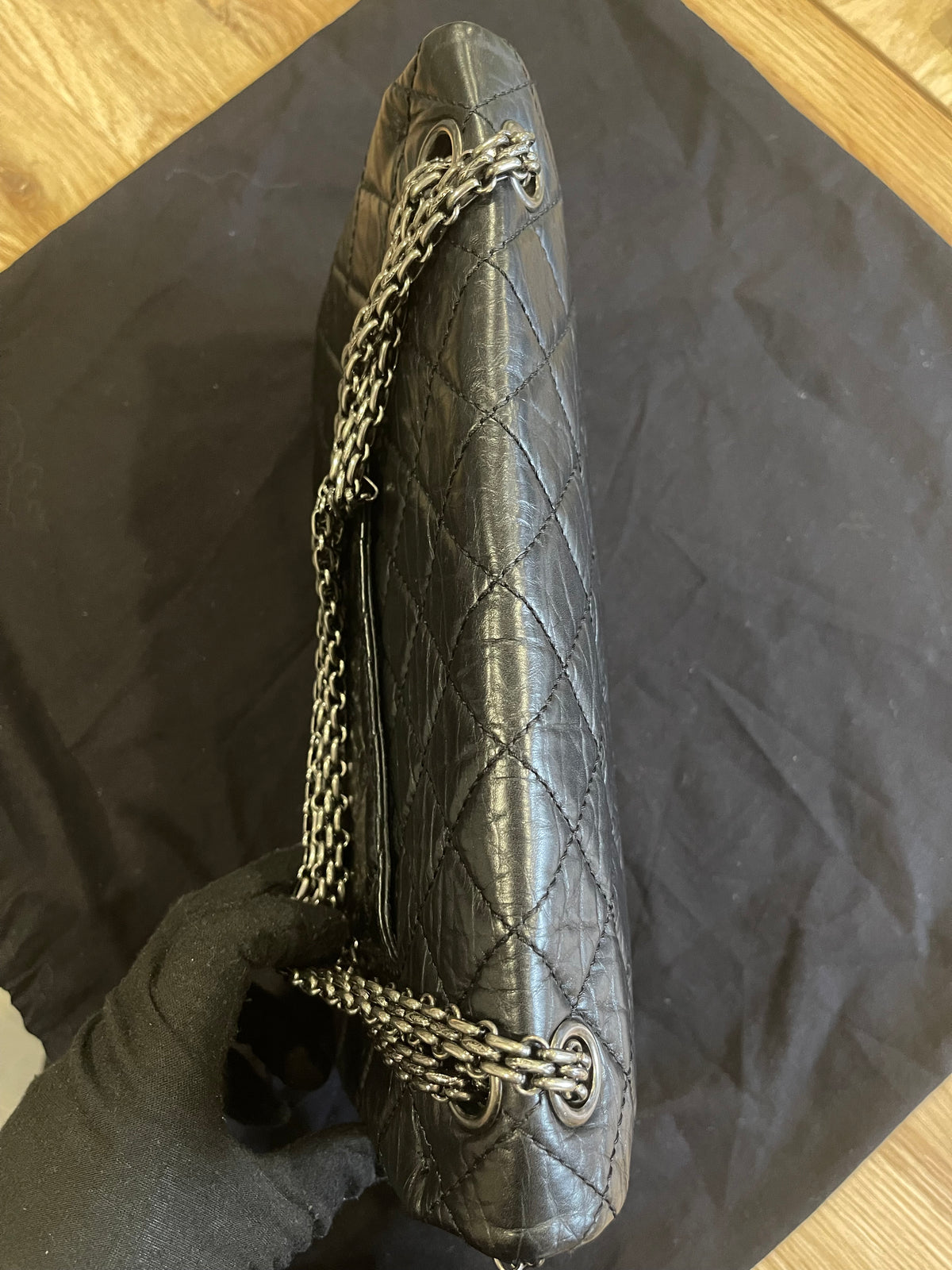 chanel black flap bag silver hardware