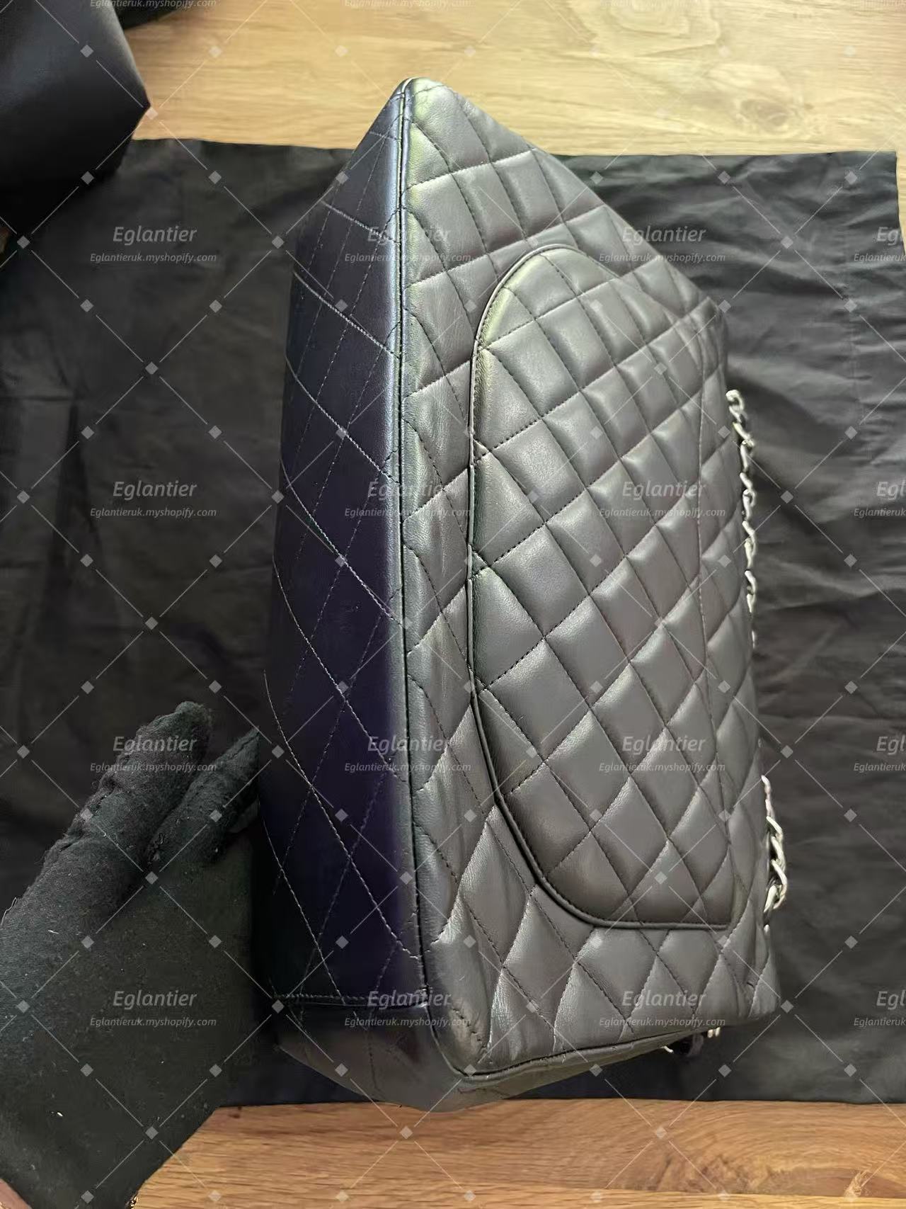 Chanel Timeless Classic flap maxi  lambskin black