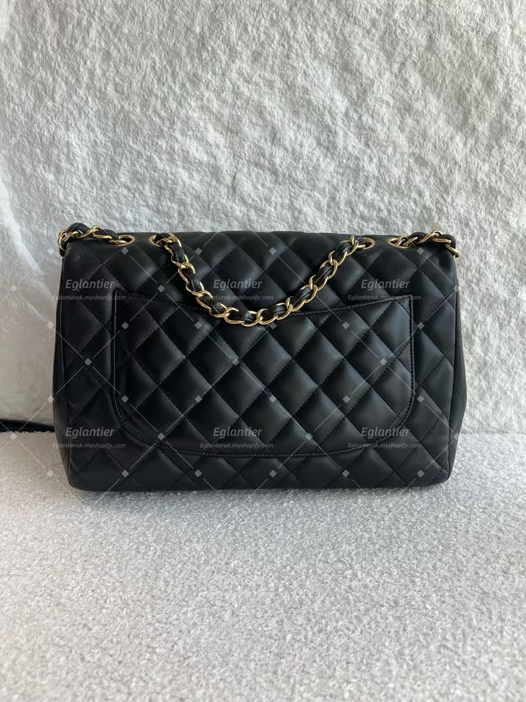 Chanel Classic Single Flap bag gold hardware lambskin jumbo