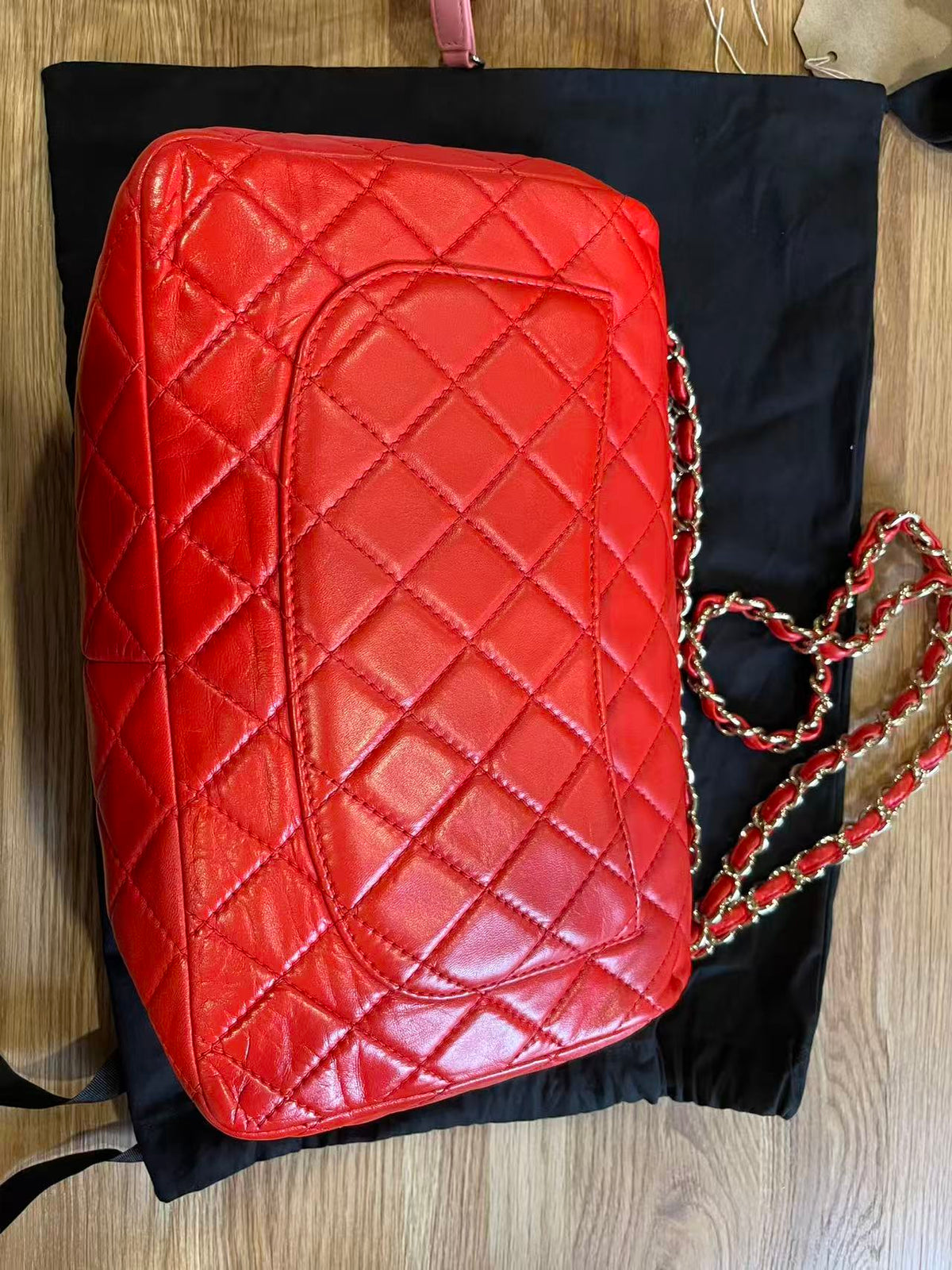 Chanel single flap bag red jumbo gold hardware lambskin
