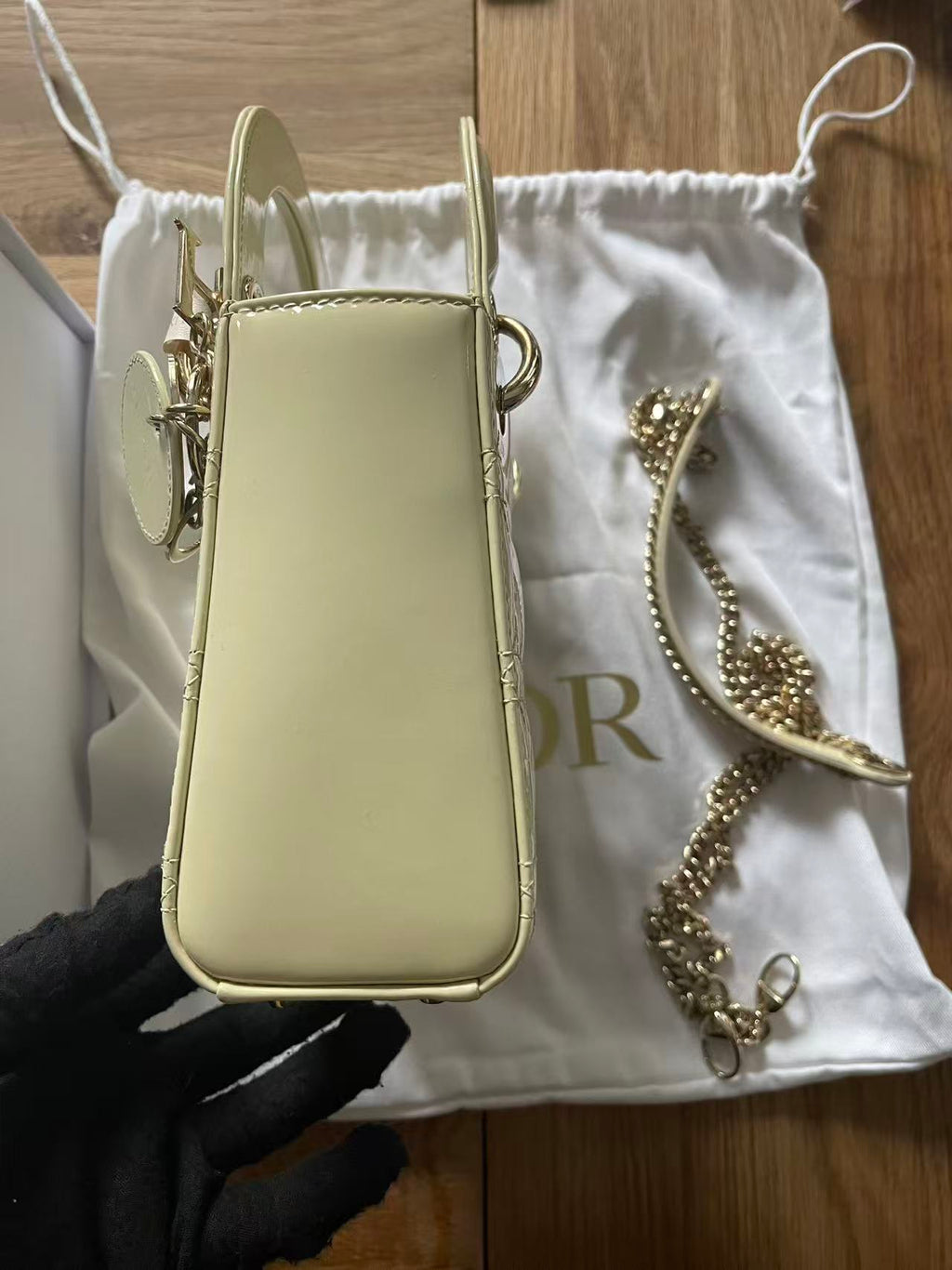 Lady dior mini light green patent leather