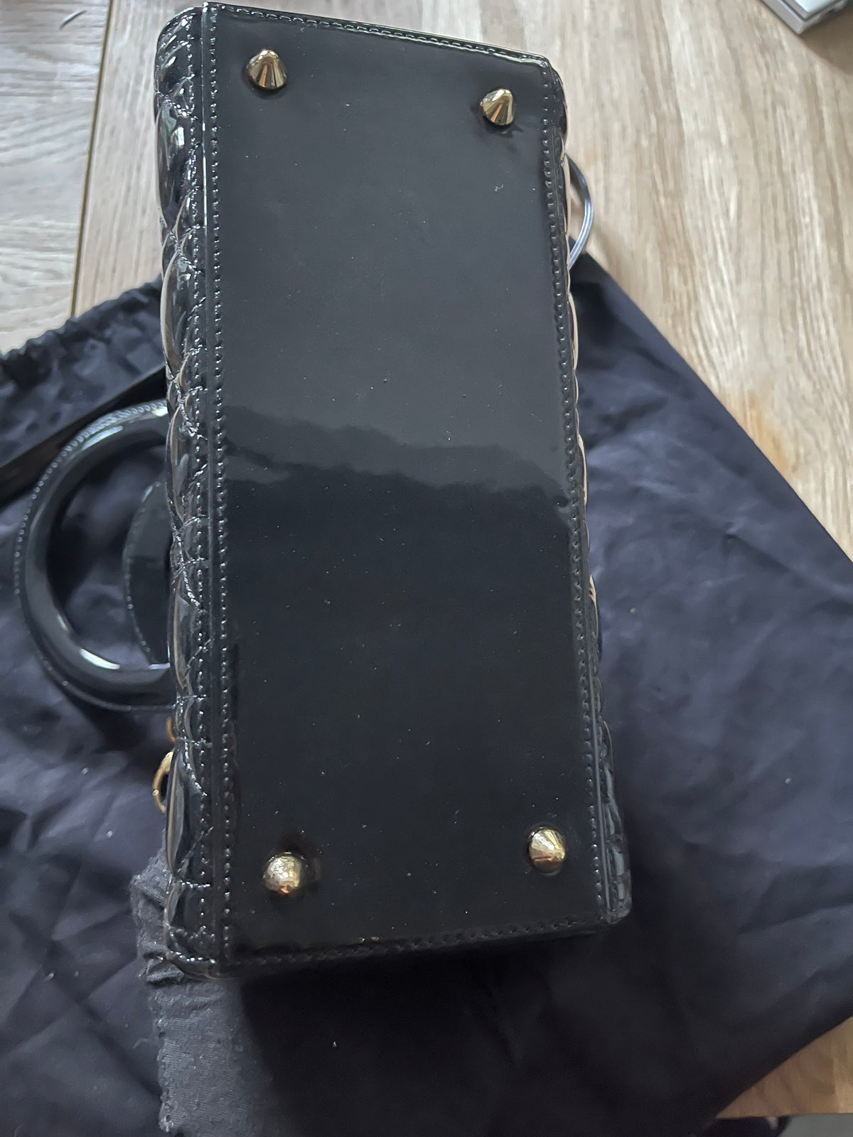 lady dior medium black gold hardware patent leather