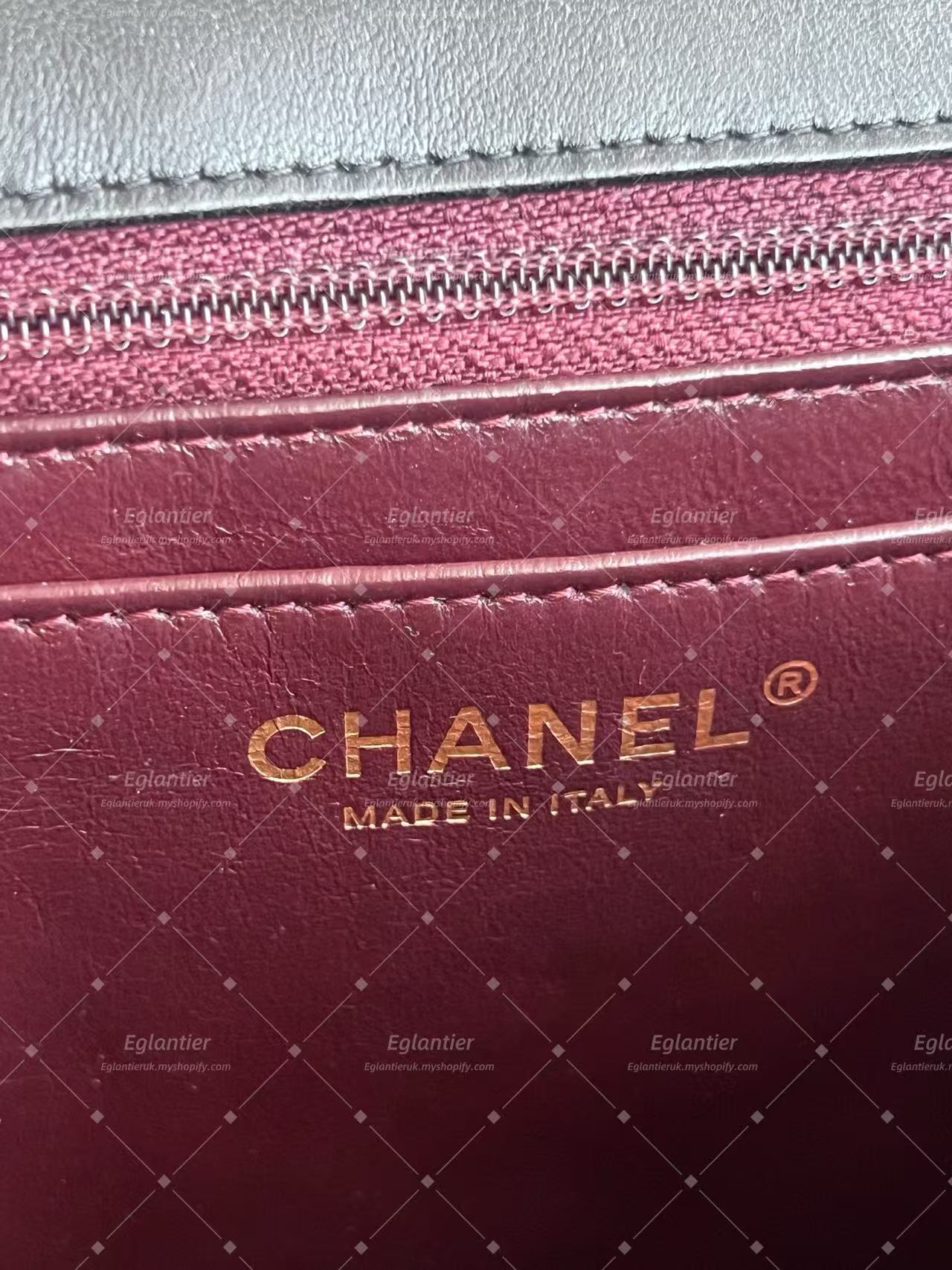 Chanel Classic Single Flap bag gold hardware lambskin jumbo