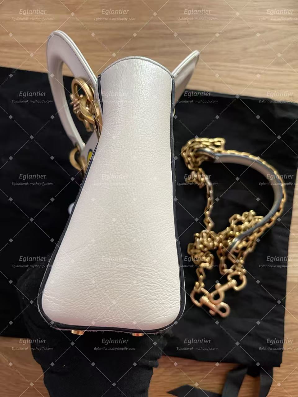Lady dior min white calfskin with chain gold hardware
