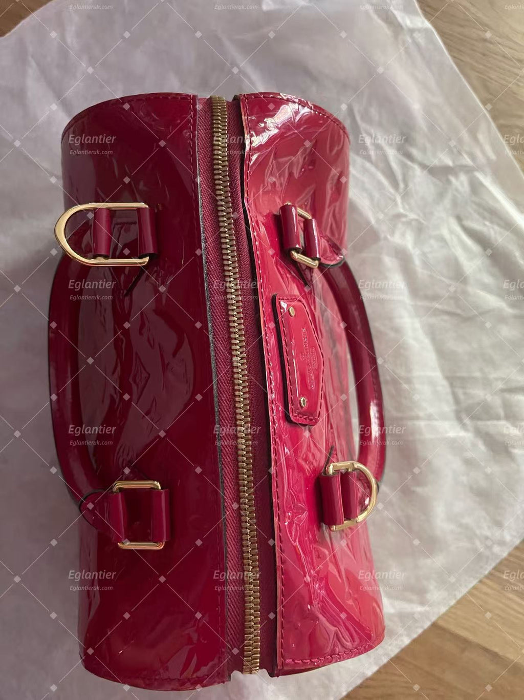 Louis Vuitton Speedy 30 Burgundy Patent Top Handle bag
