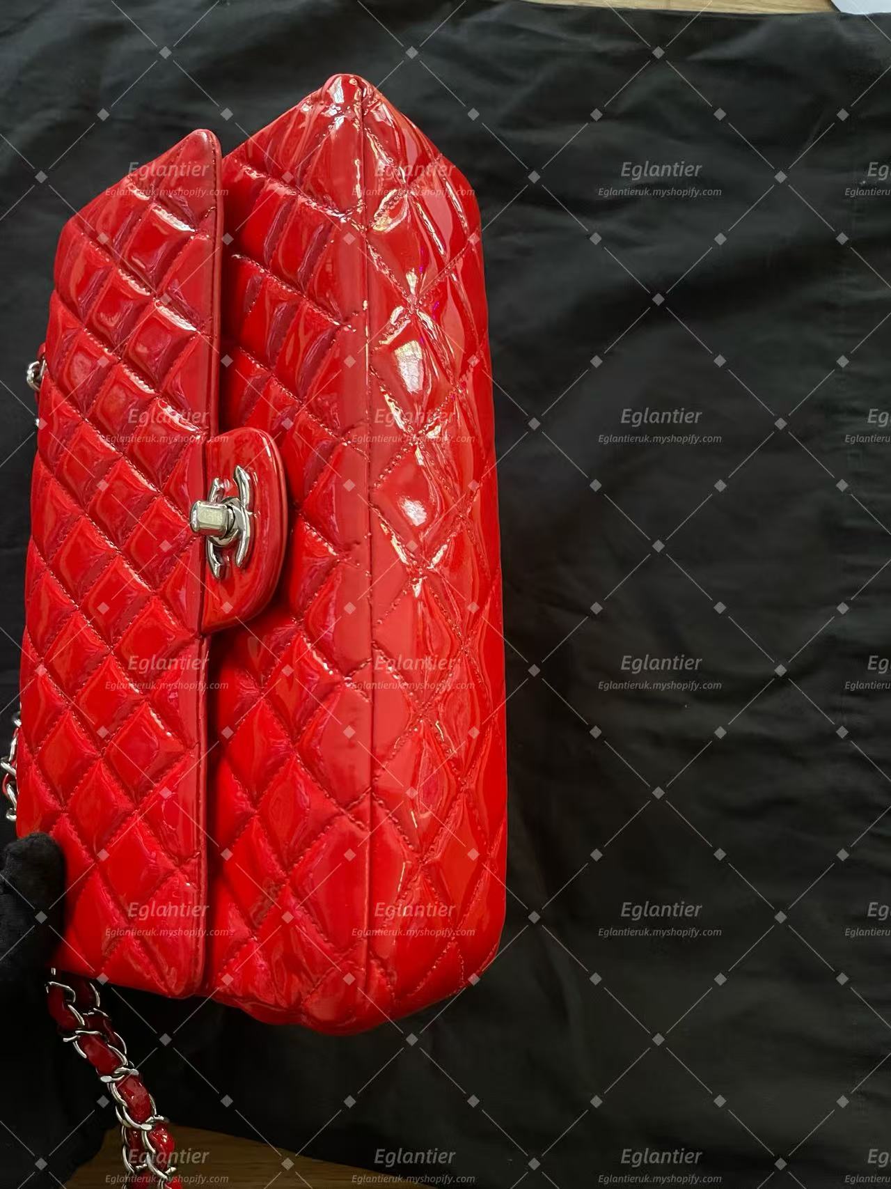 Chanel Timeless Classic Double flap medium patent red