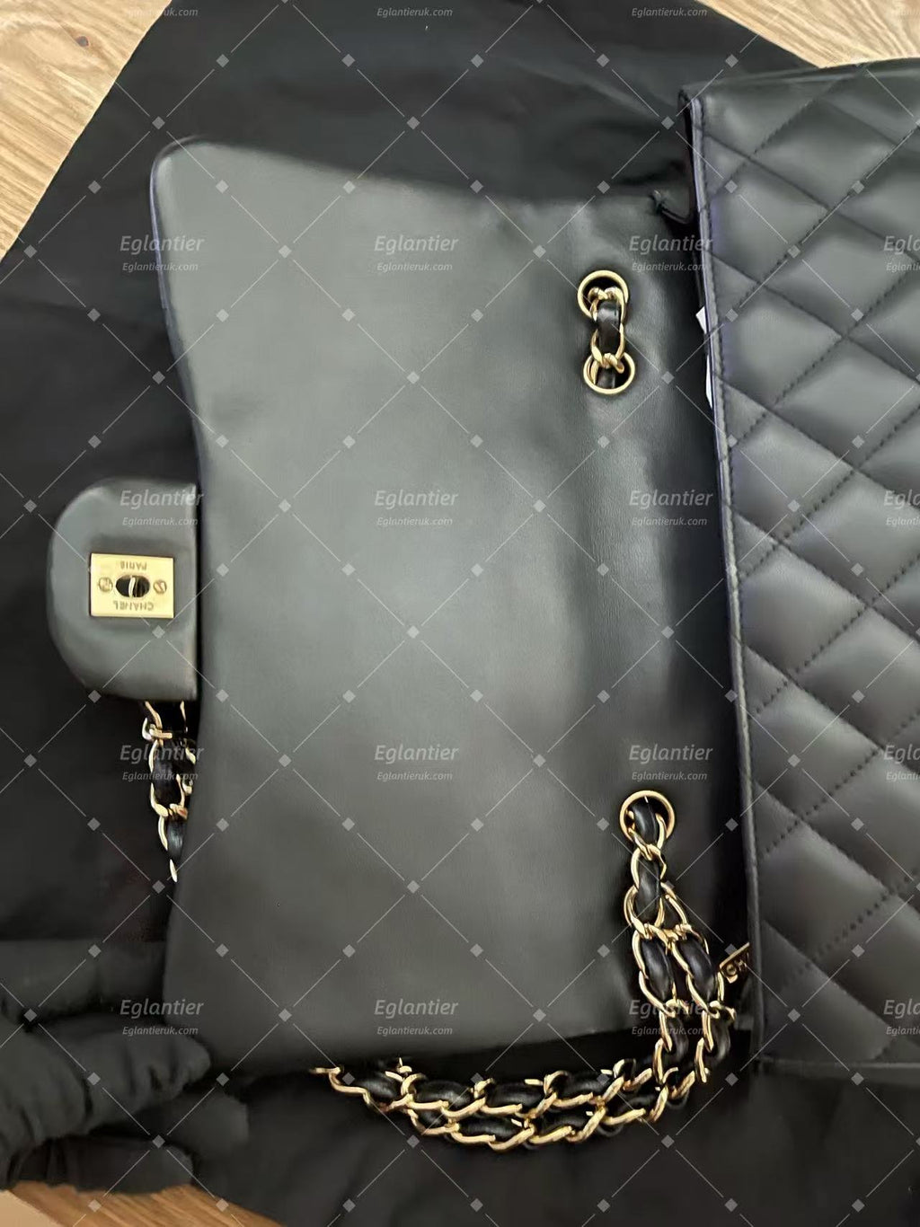 Chanel Classic Single Flap bag gold hardware lambskin jumbo