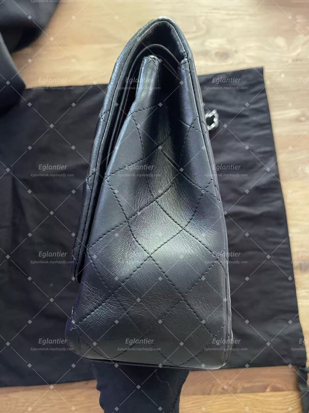 Chanel Timeless Classic flap maxi  lambskin black