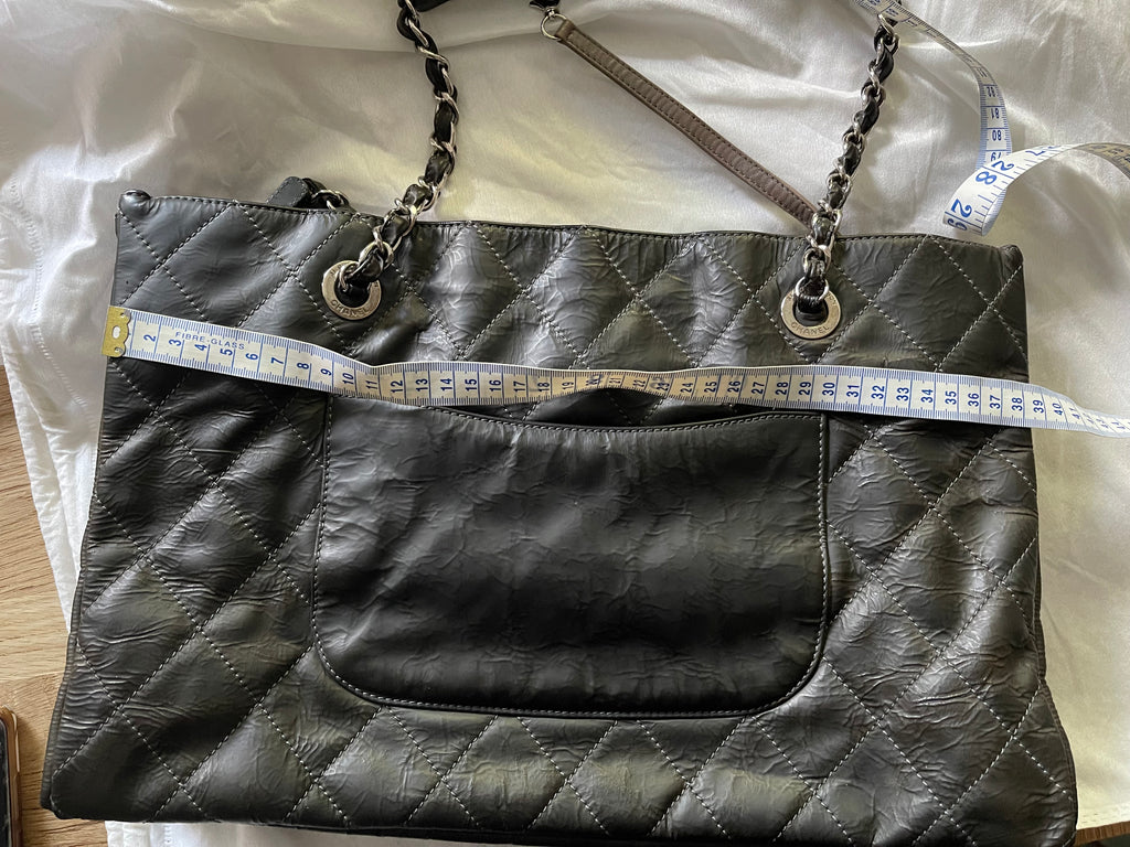 chanel CC shopping tote bag