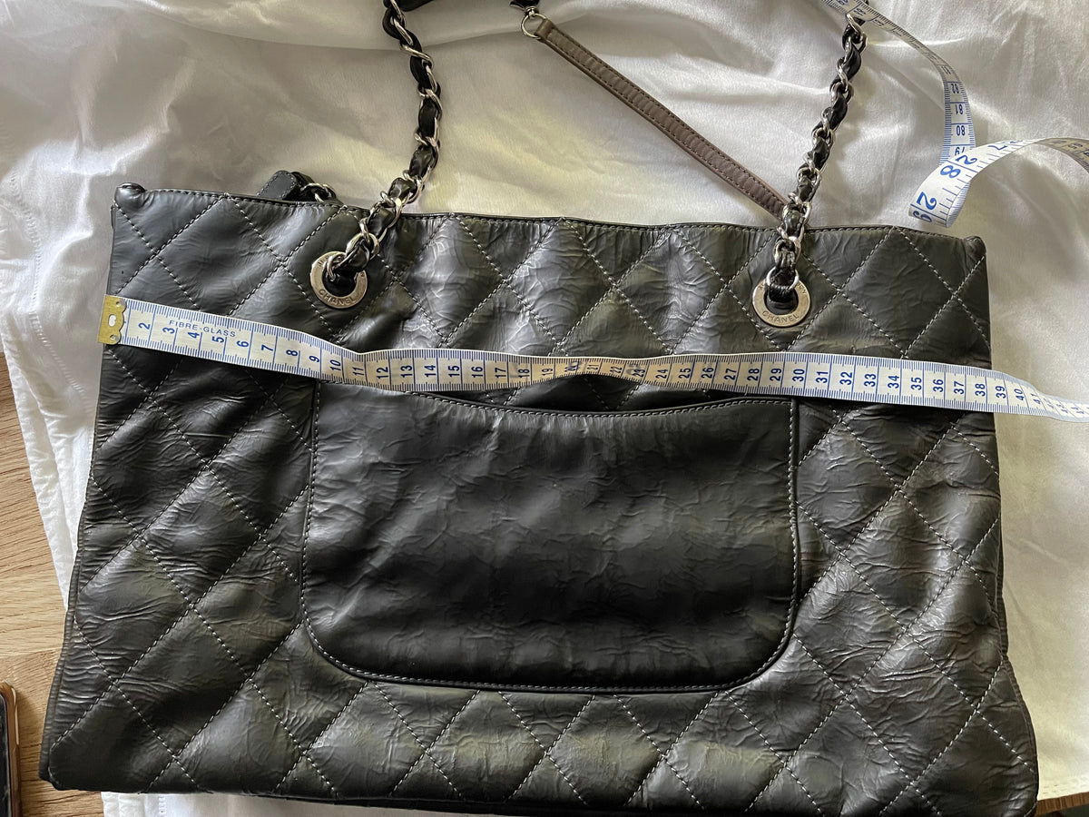chanel CC shopping tote bag