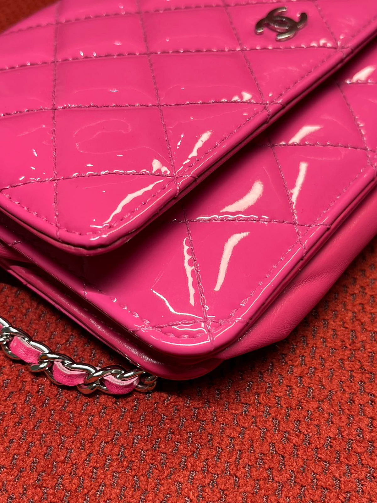 Chanel Timeless Wallet On Chain WOC pink patent leather
