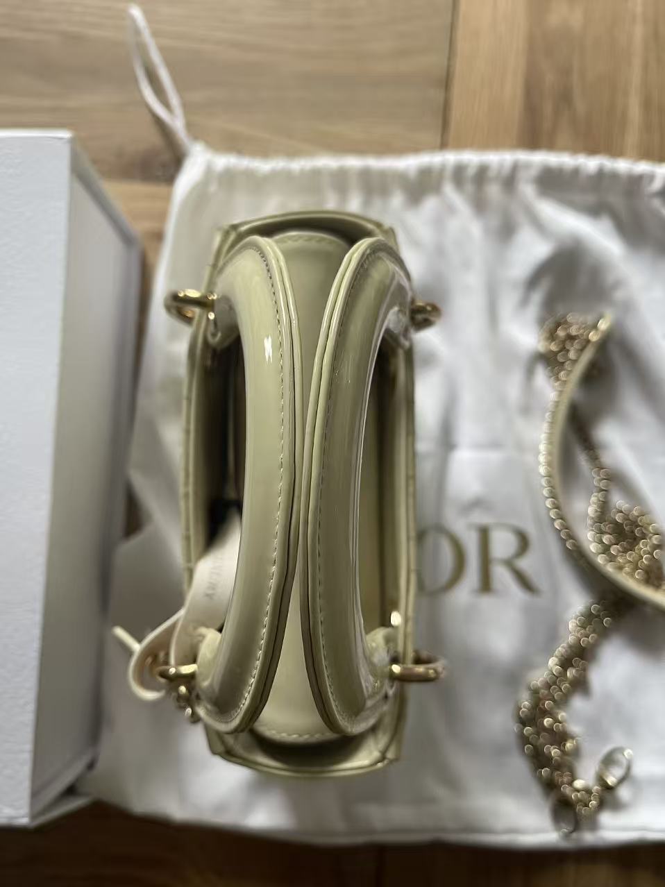 Lady dior mini light green patent leather