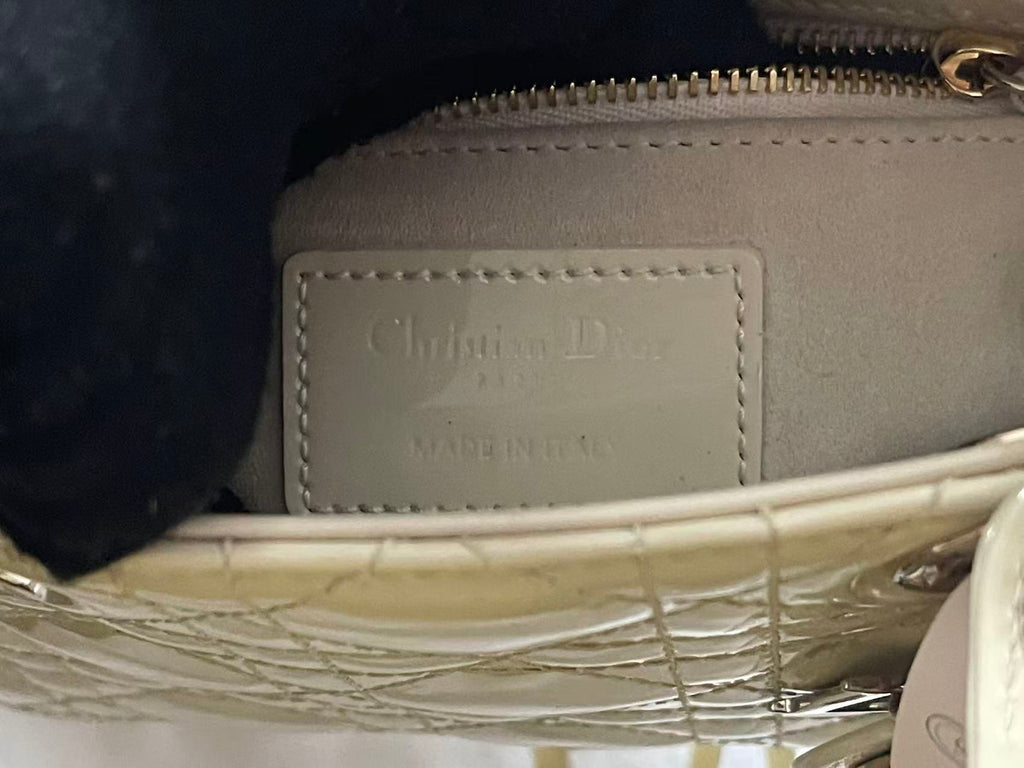 Lady dior mini light green patent leather
