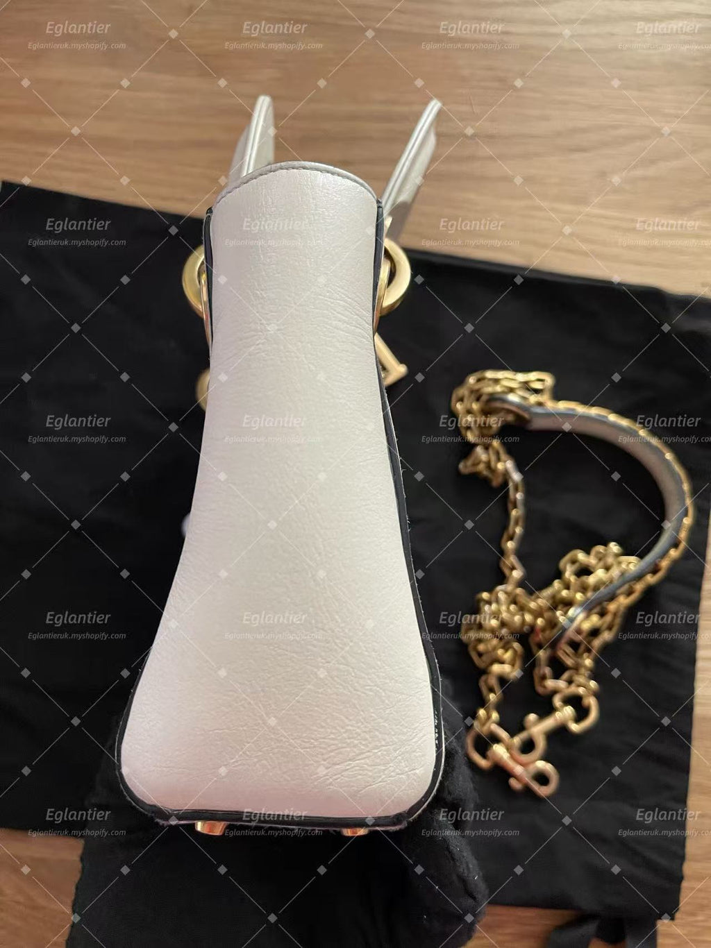 Lady dior min white calfskin with chain gold hardware