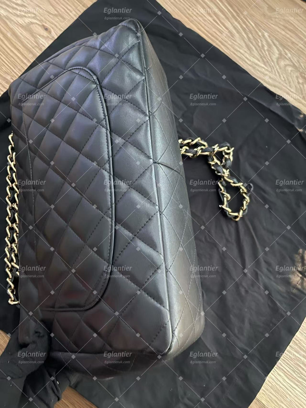 Chanel Classic Single Flap bag gold hardware lambskin jumbo