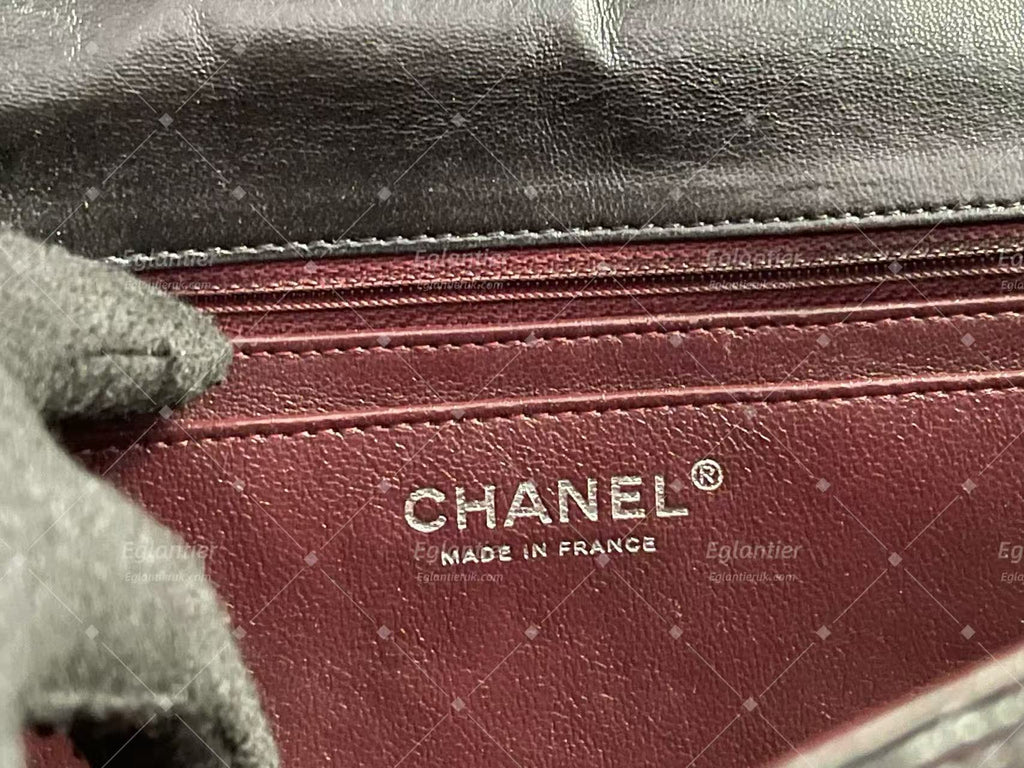 Chanel Timeless Classic single flap jumbo lambskin black silver hardware ID Card