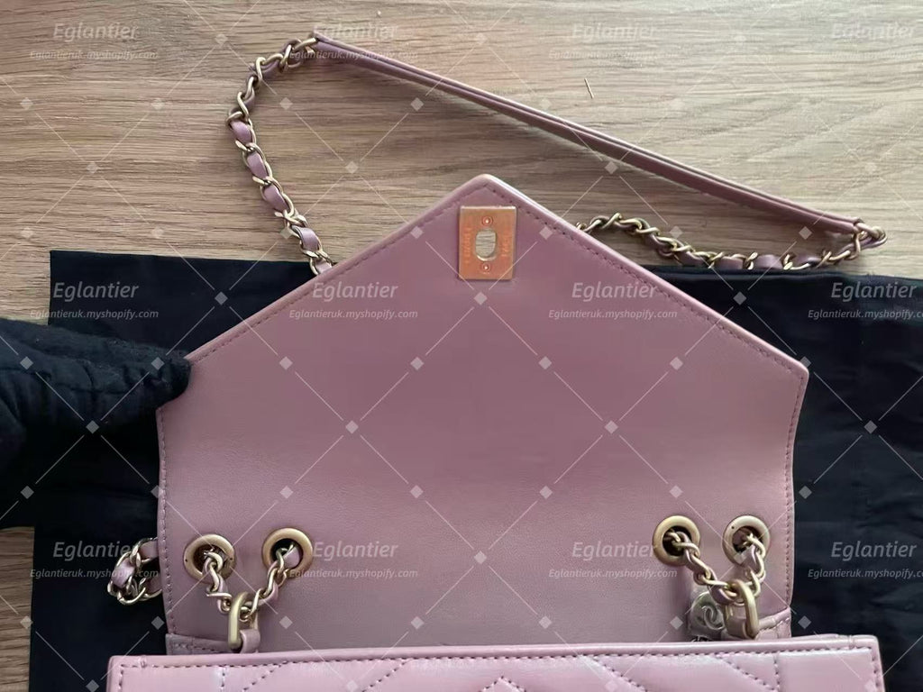 Chanel flap bag gold hardware