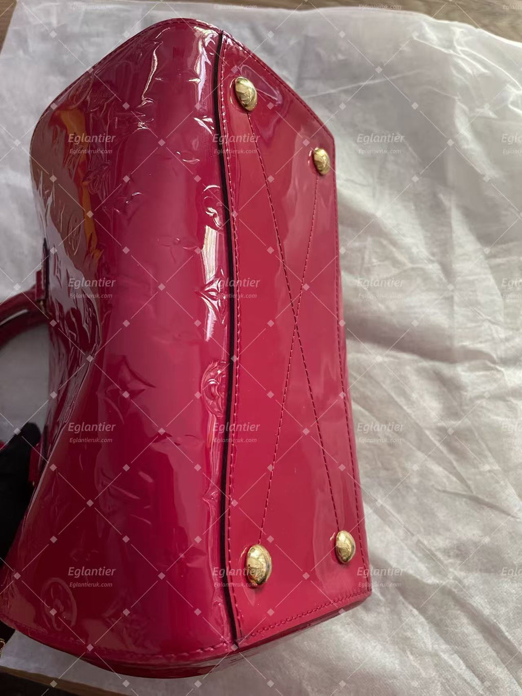 Louis Vuitton Speedy 30 Burgundy Patent Top Handle bag