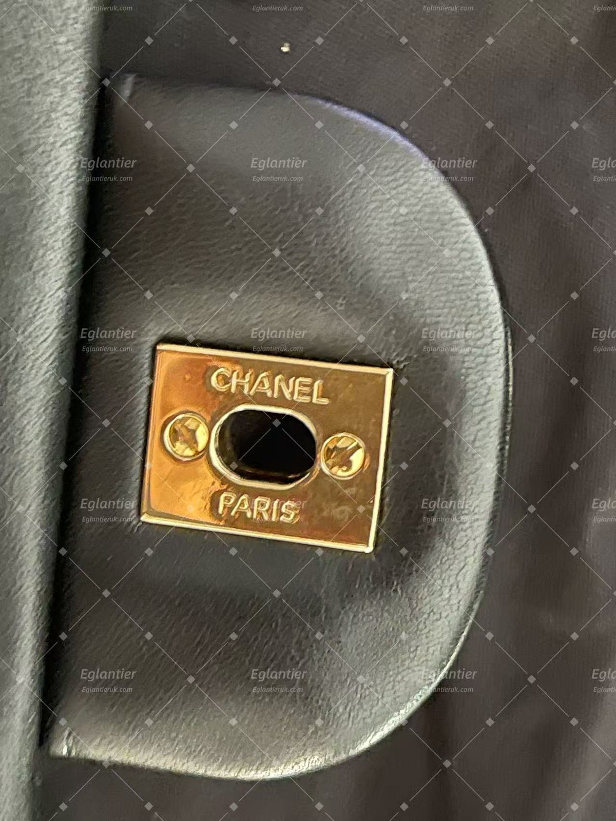 Chanel Classic Single Flap bag gold hardware lambskin jumbo