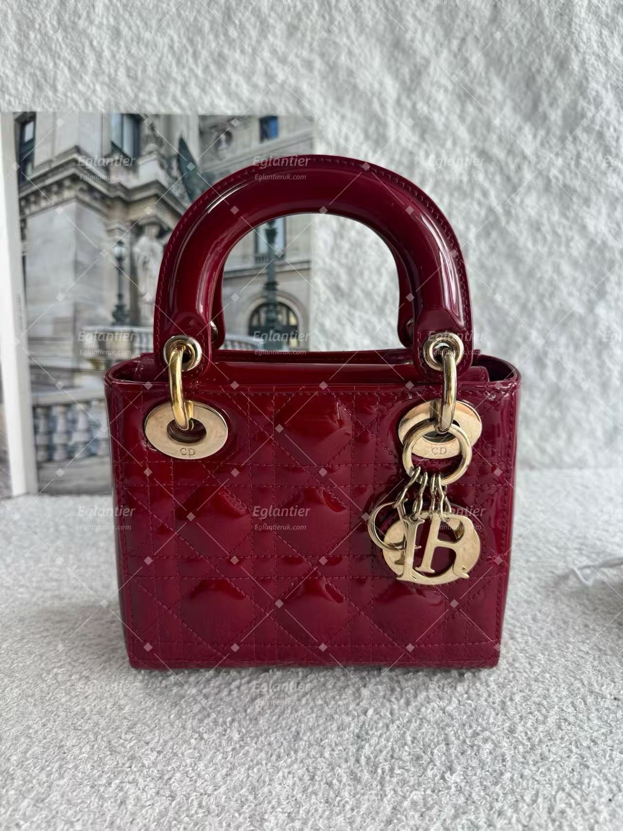 Lady dior mini red patent leather