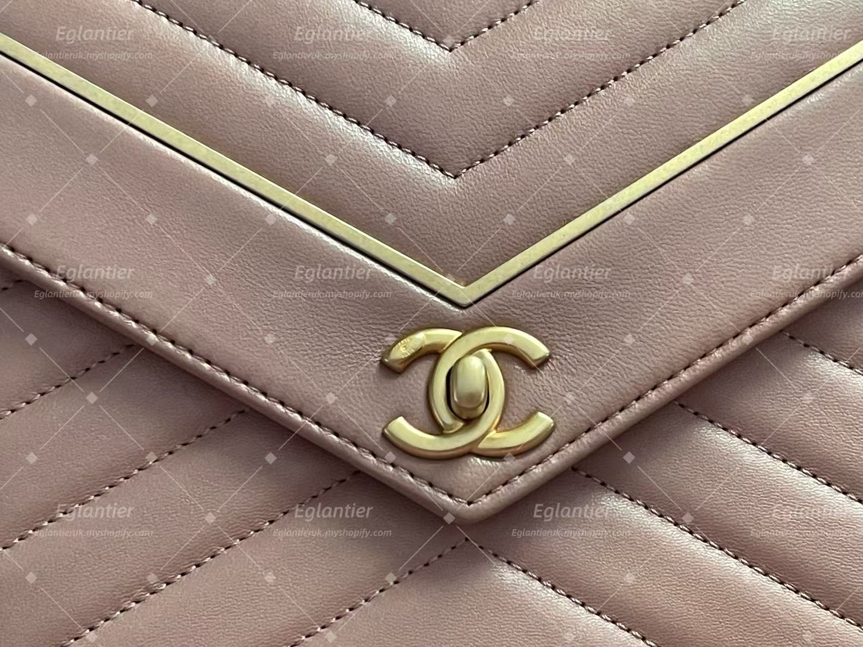 Chanel flap bag gold hardware