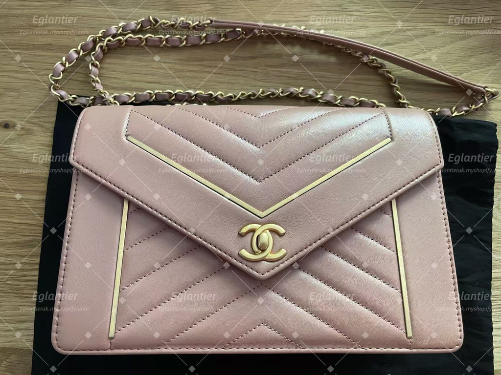 Chanel flap bag gold hardware