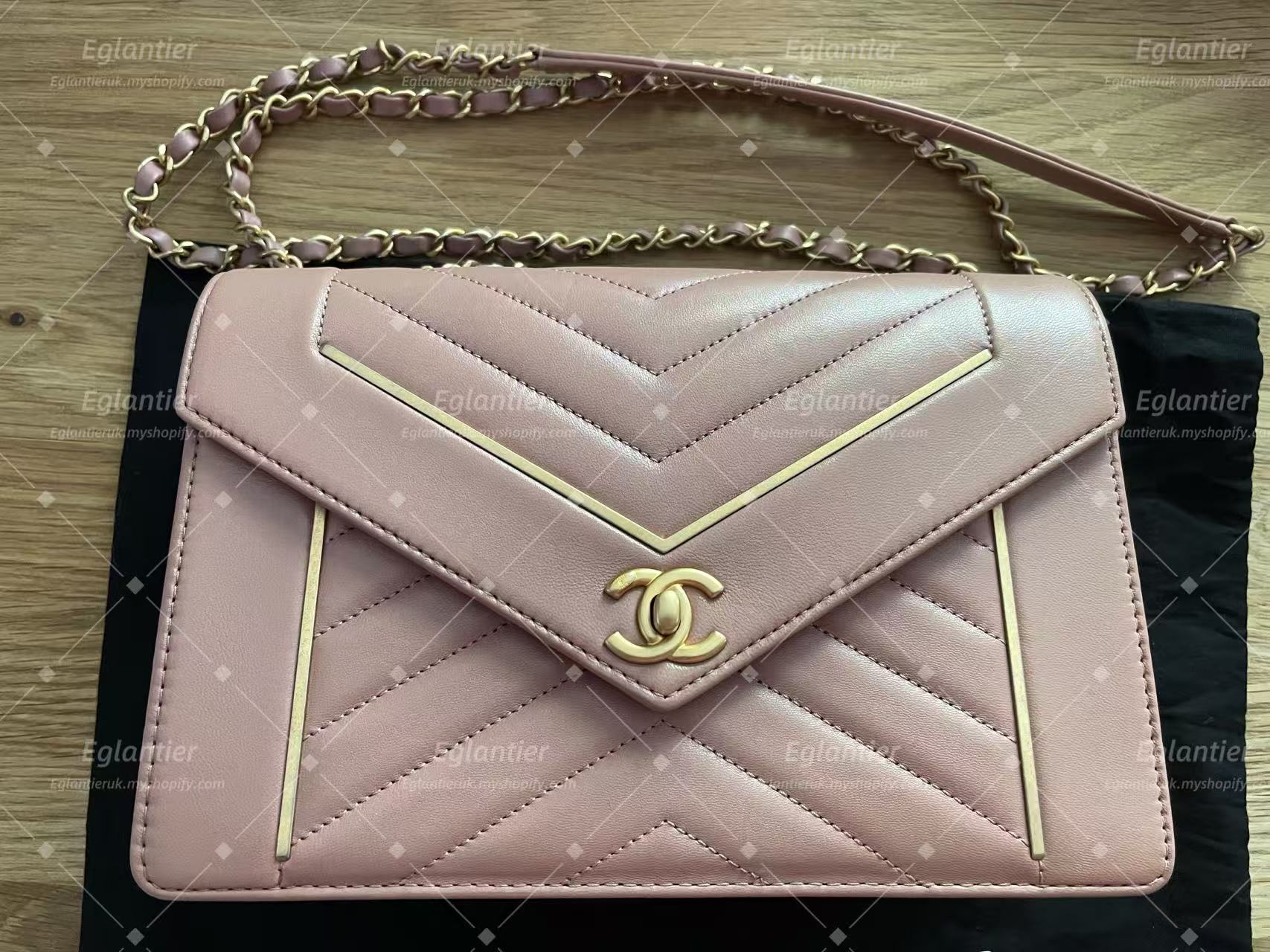 Chanel flap bag gold hardware