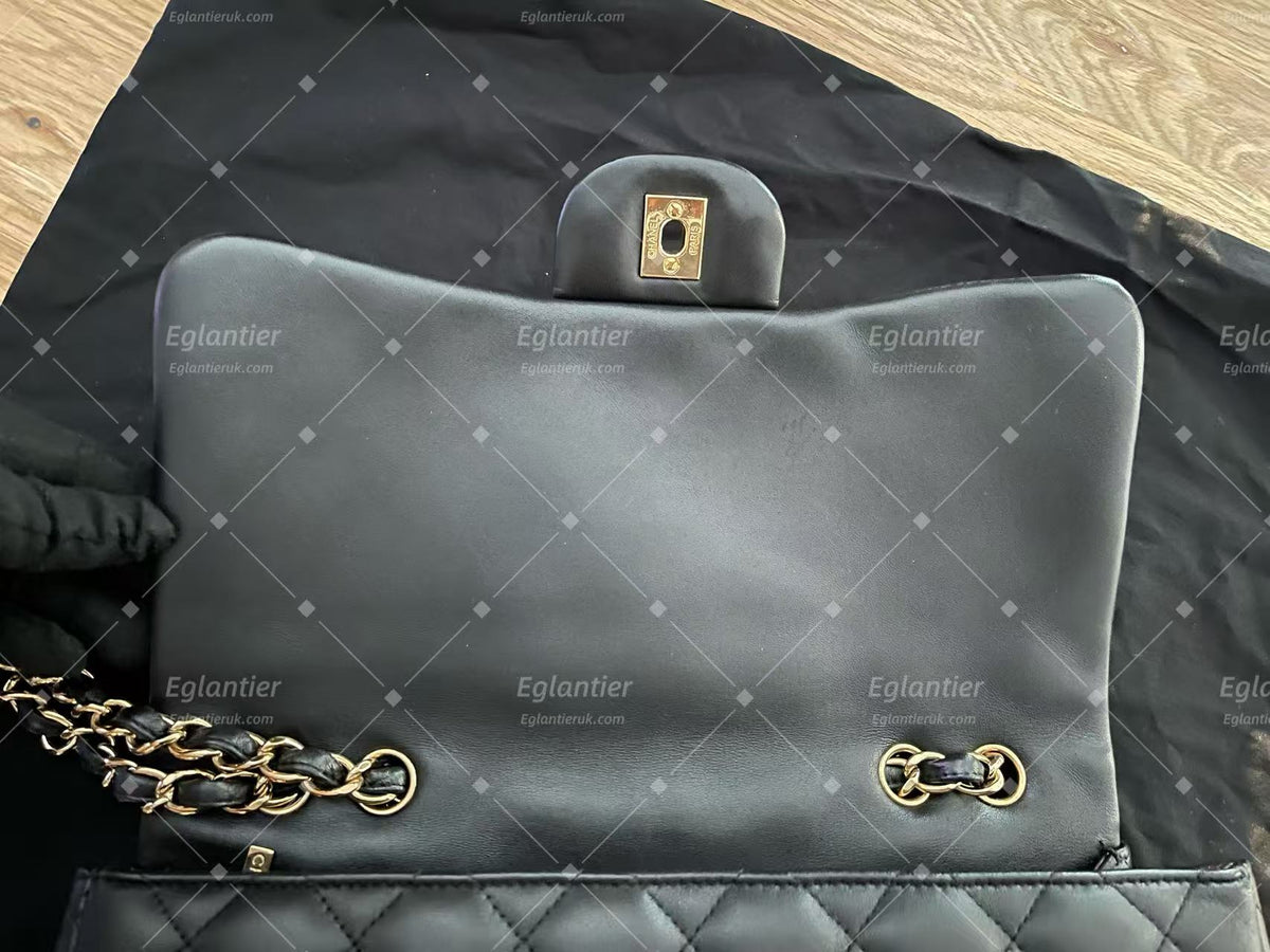 Chanel Classic Single Flap bag gold hardware lambskin jumbo