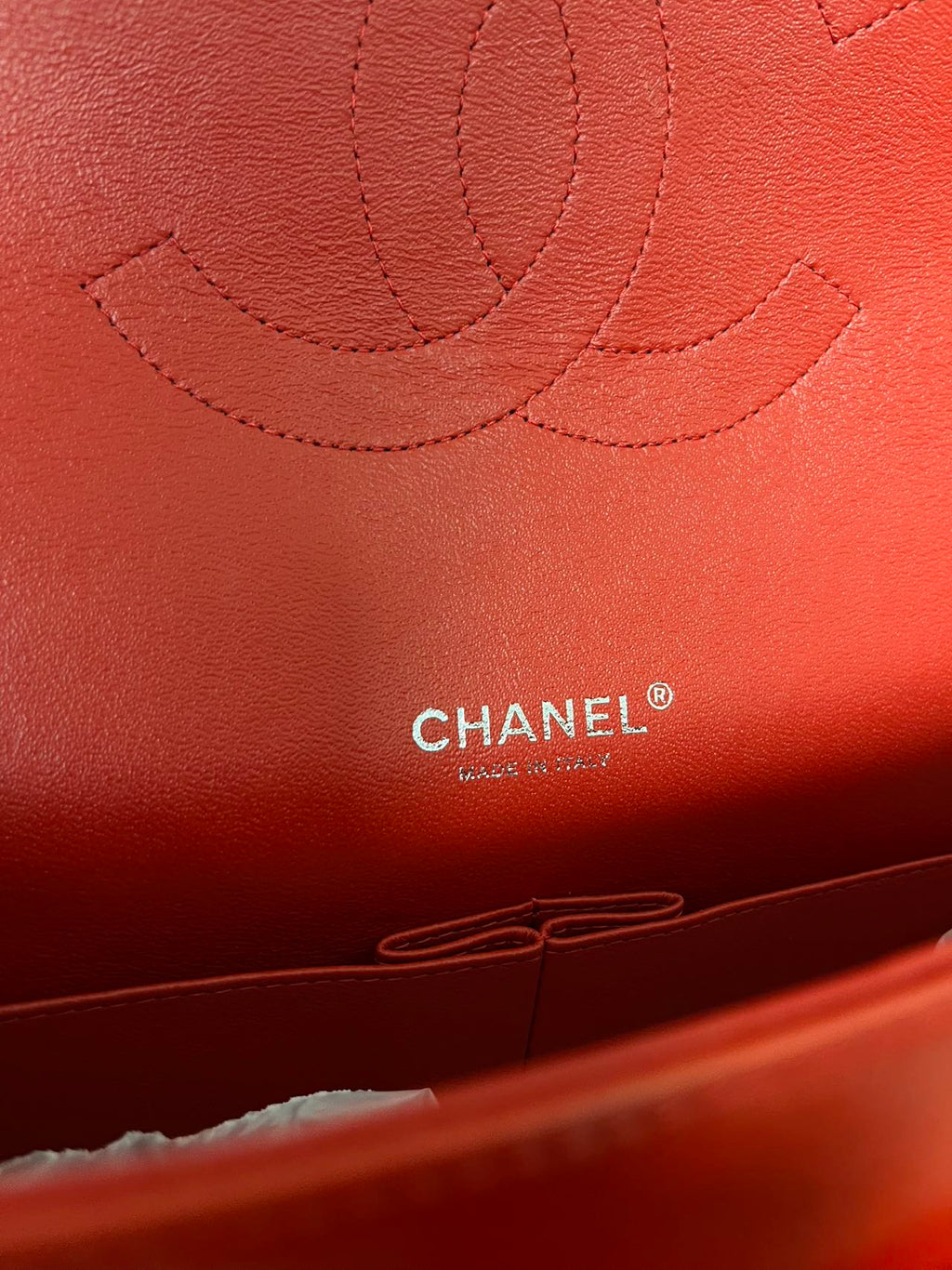 Chanel Timeless Classic Double Flap Bag | red | Pre-Owned
