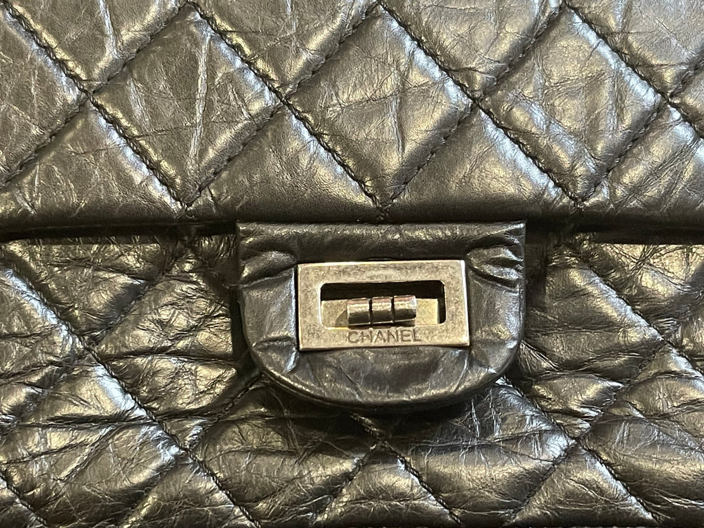 chanel black flap bag silver hardware