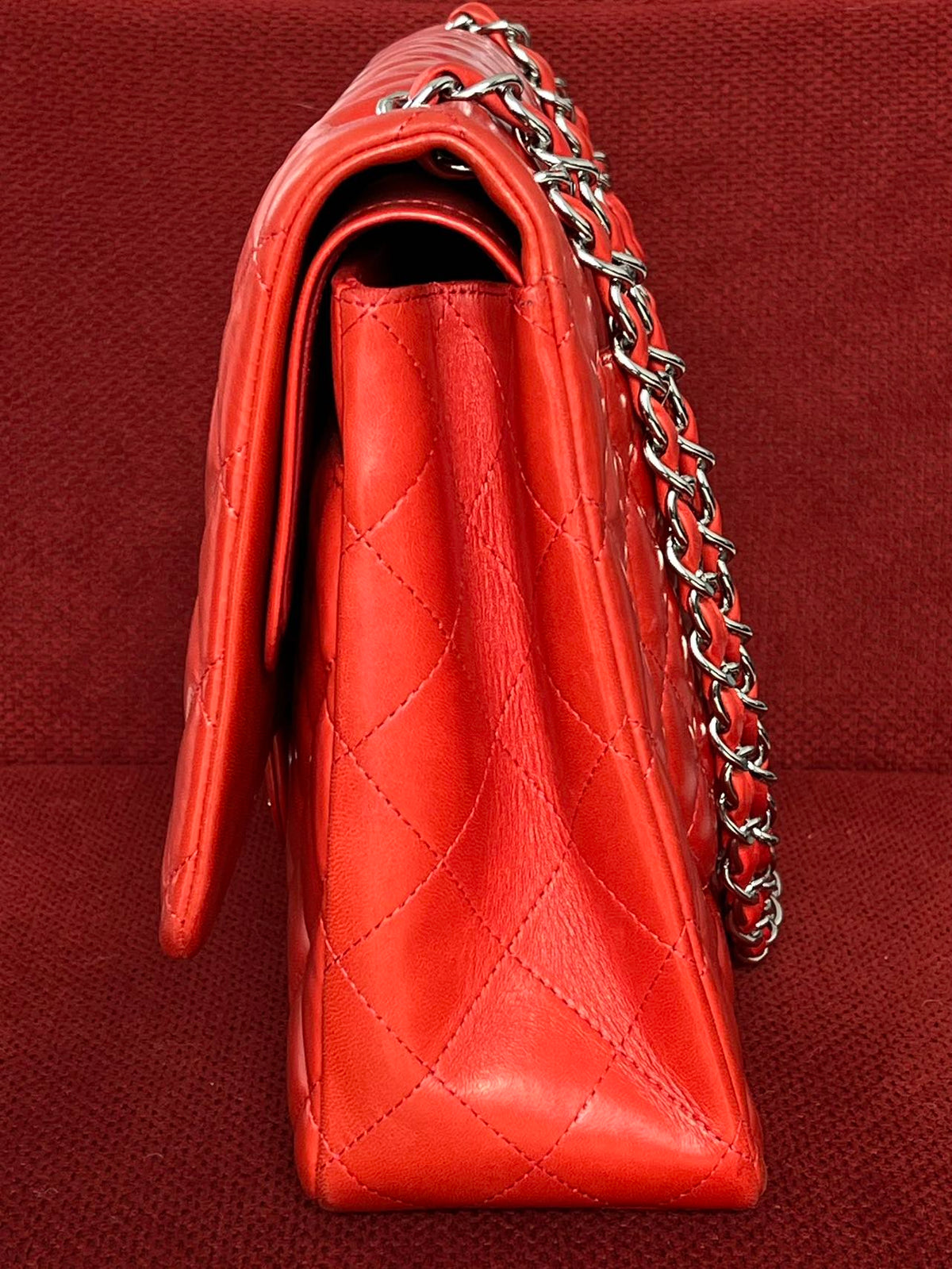 Chanel Timeless Classic Double Flap Bag | red | Pre-Owned