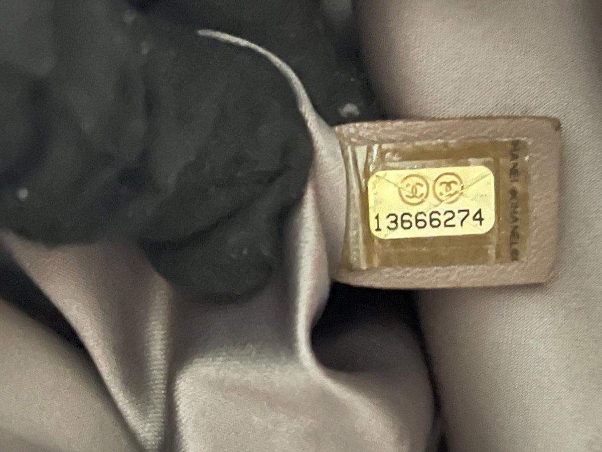 chanel CC shopping tote bag
