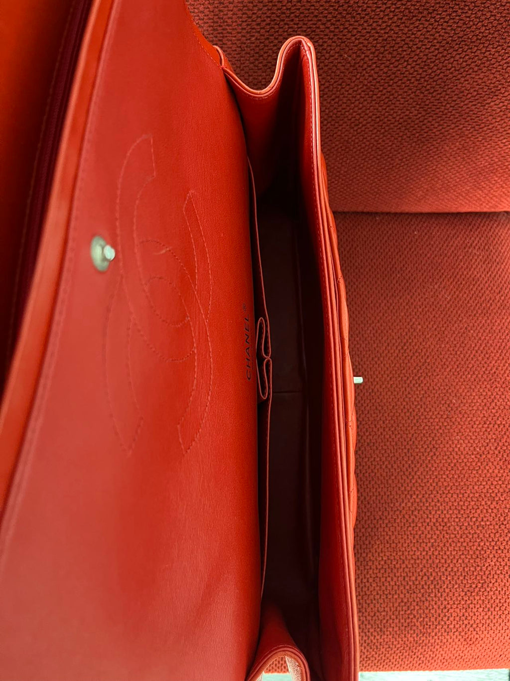 Chanel Timeless Classic Double Flap Bag | red | Pre-Owned
