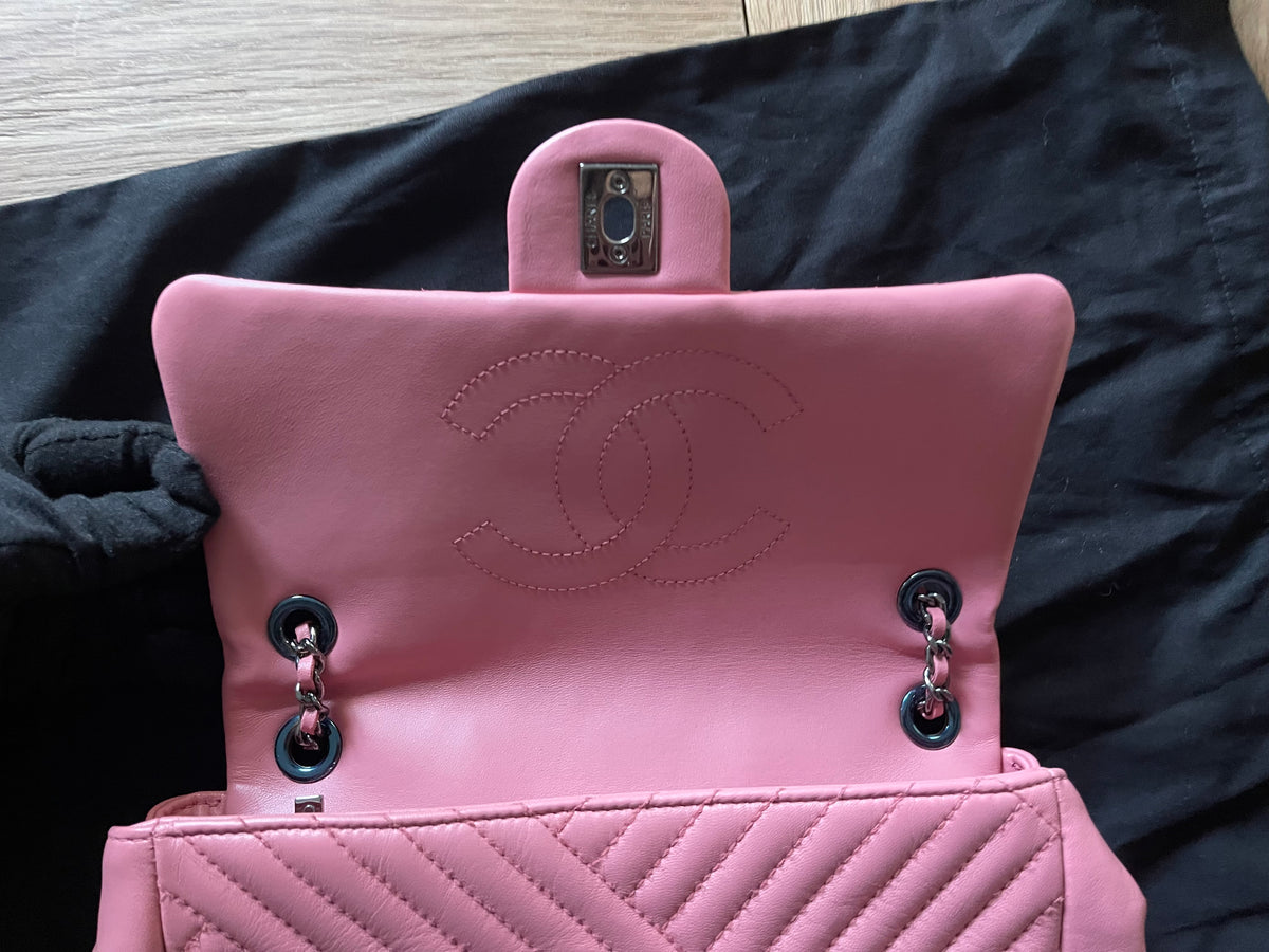 chanel flap bag pink medium lambskin