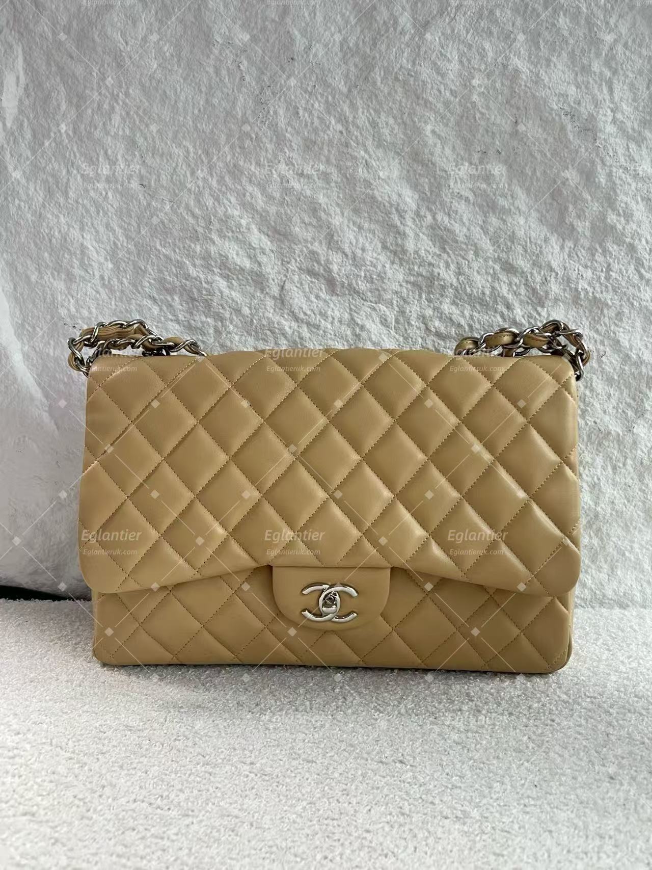 Chanel classic single flap bag lambskin jumbo beige