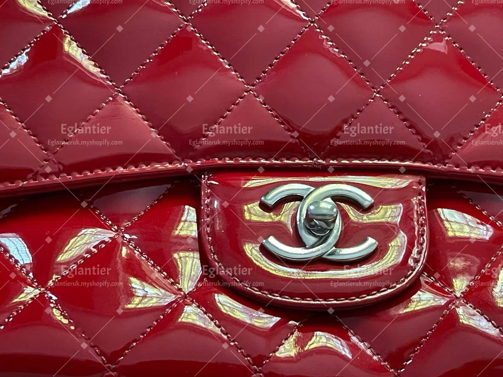 Chanel Timeless Classic flap maxi patent red