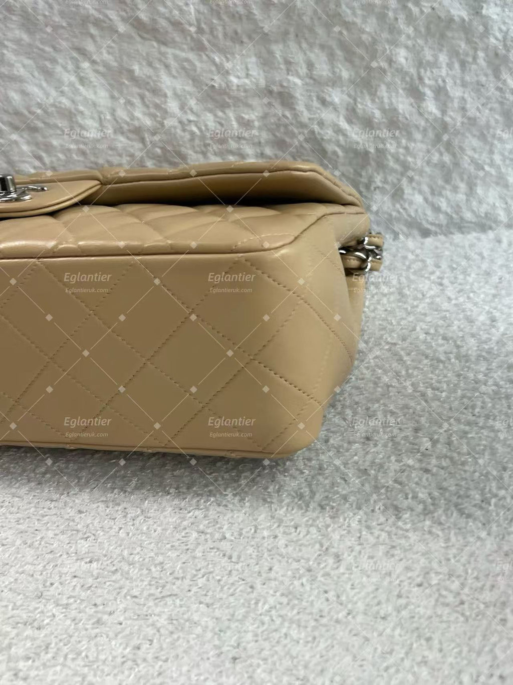 Chanel classic single flap bag lambskin jumbo beige