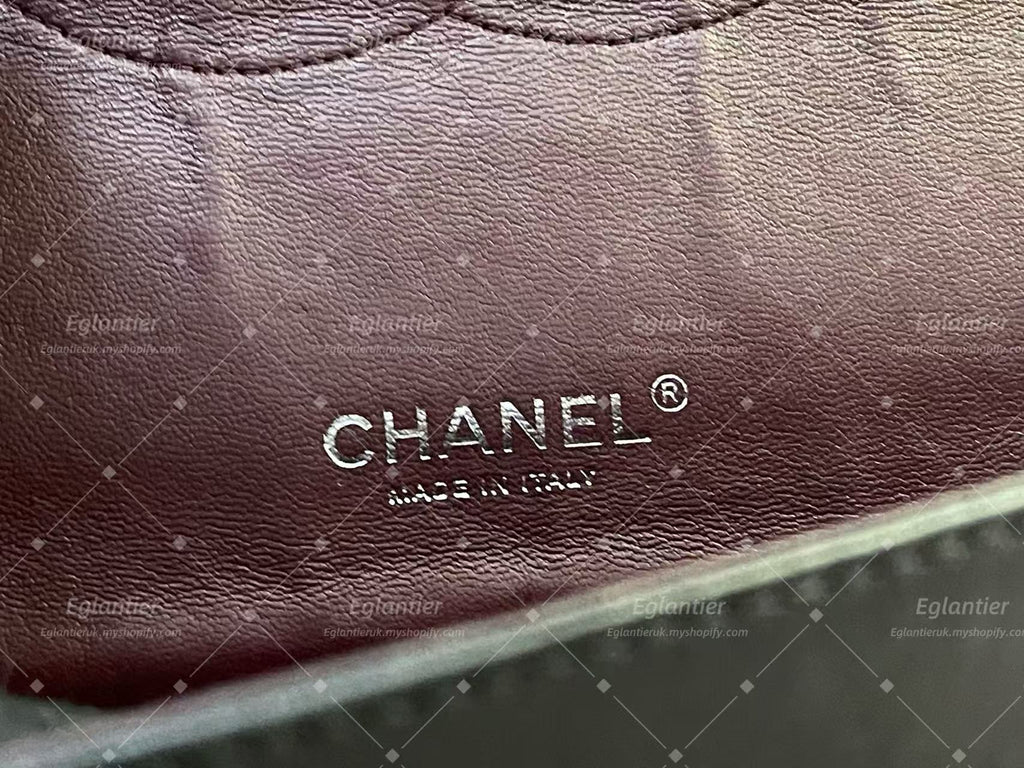 Chanel Timeless Classic flap maxi  lambskin black