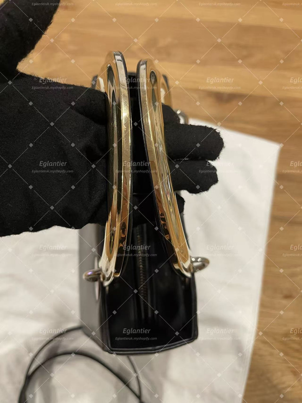 lady dior medium calfskin black
