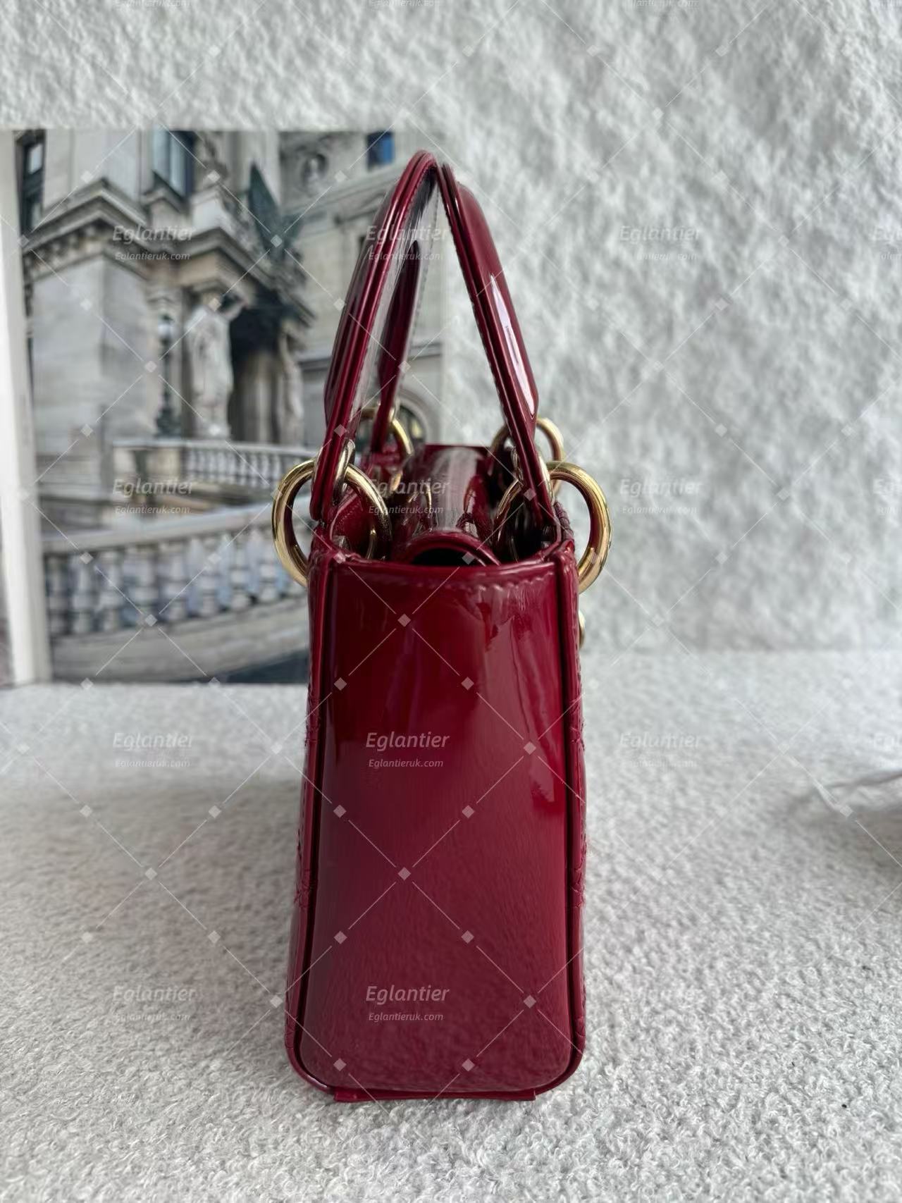 Lady dior mini red patent leather