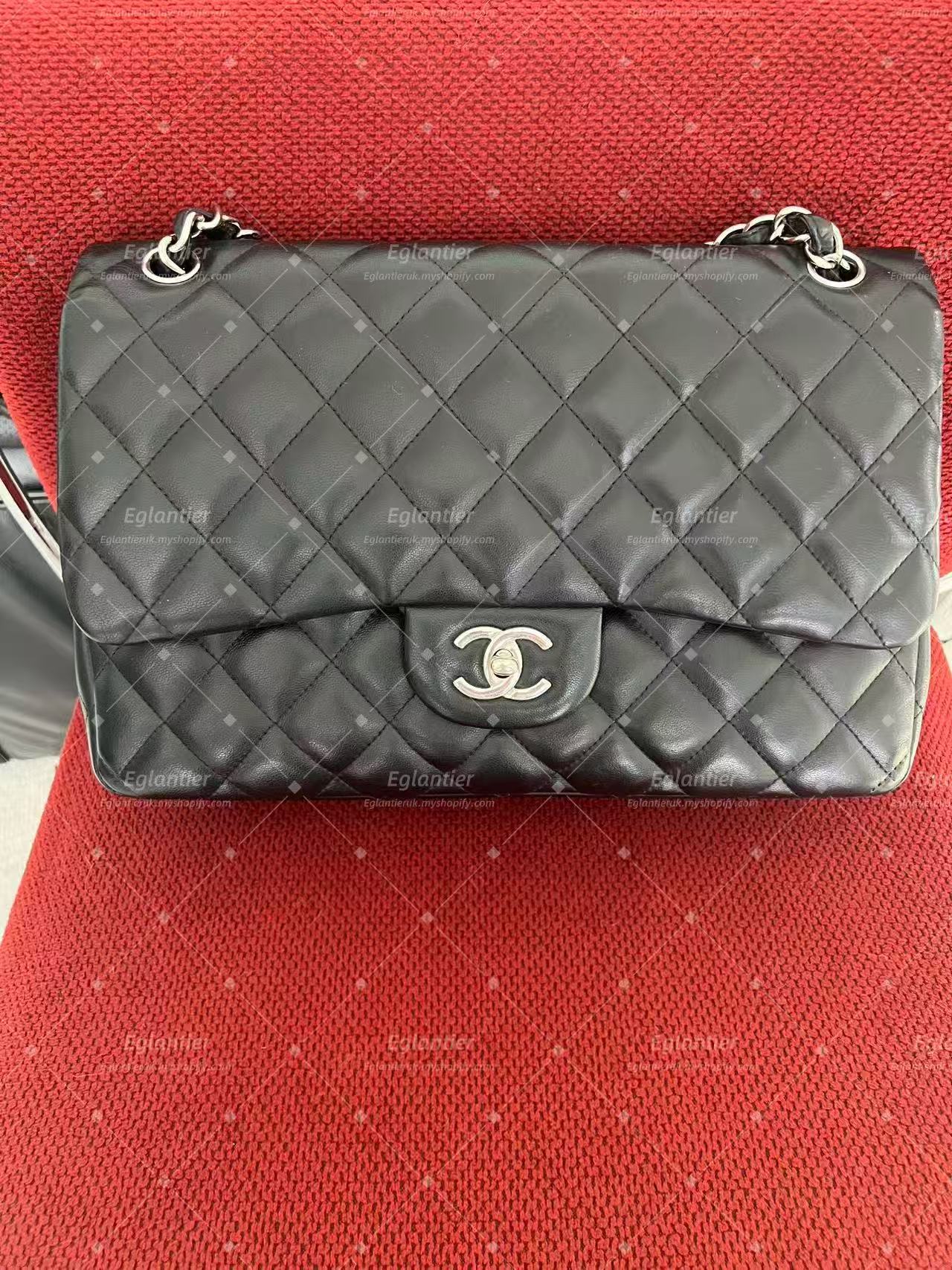 Chanel classic double flap bag lambskin jumbo