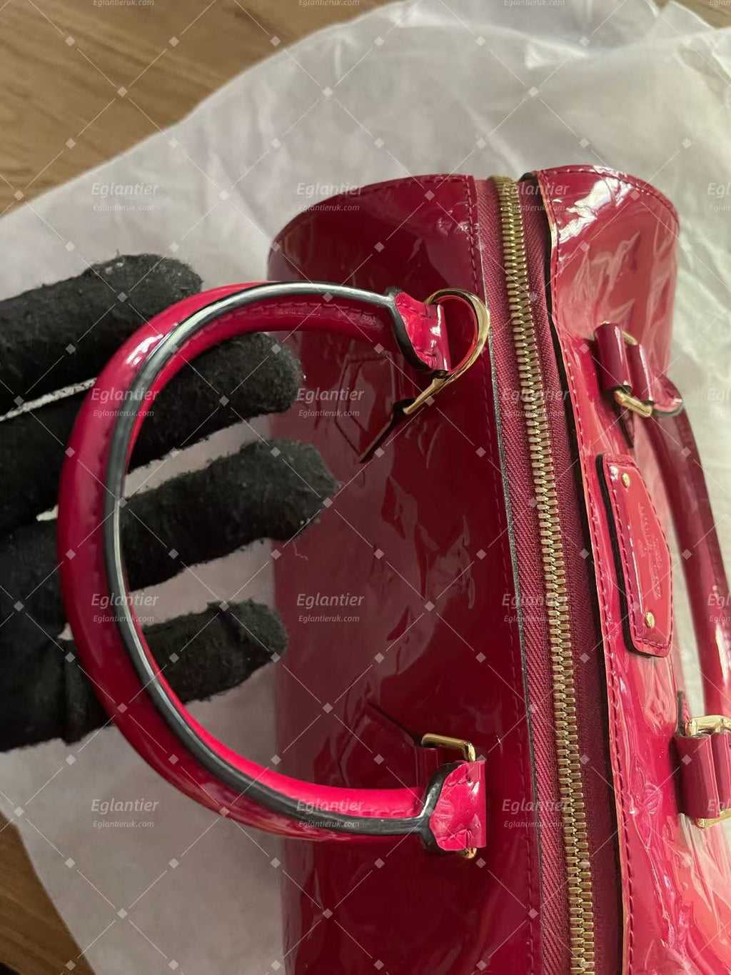 Louis Vuitton Speedy 30 Burgundy Patent Top Handle bag